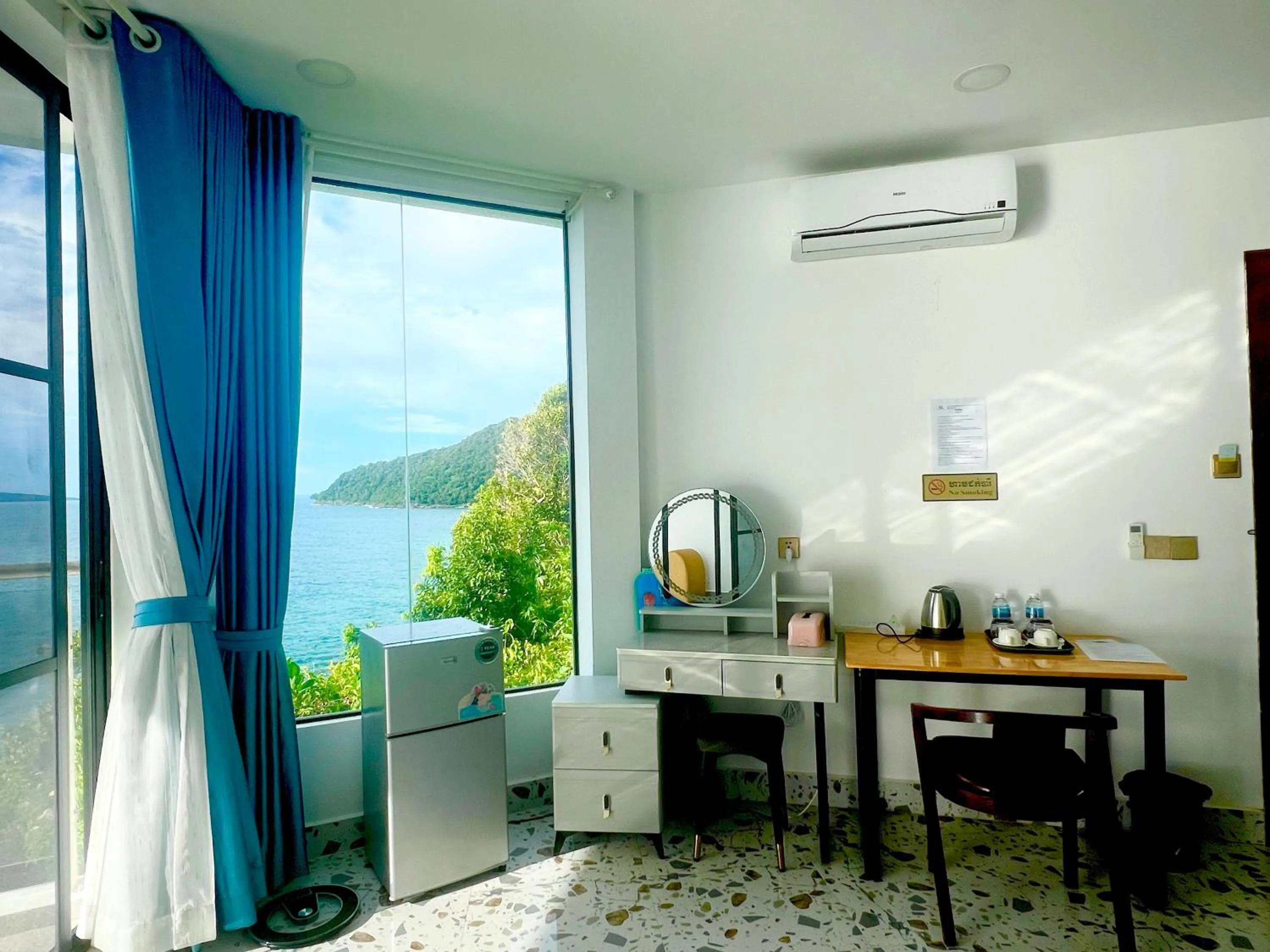 Seating area in ThmorDa Resort