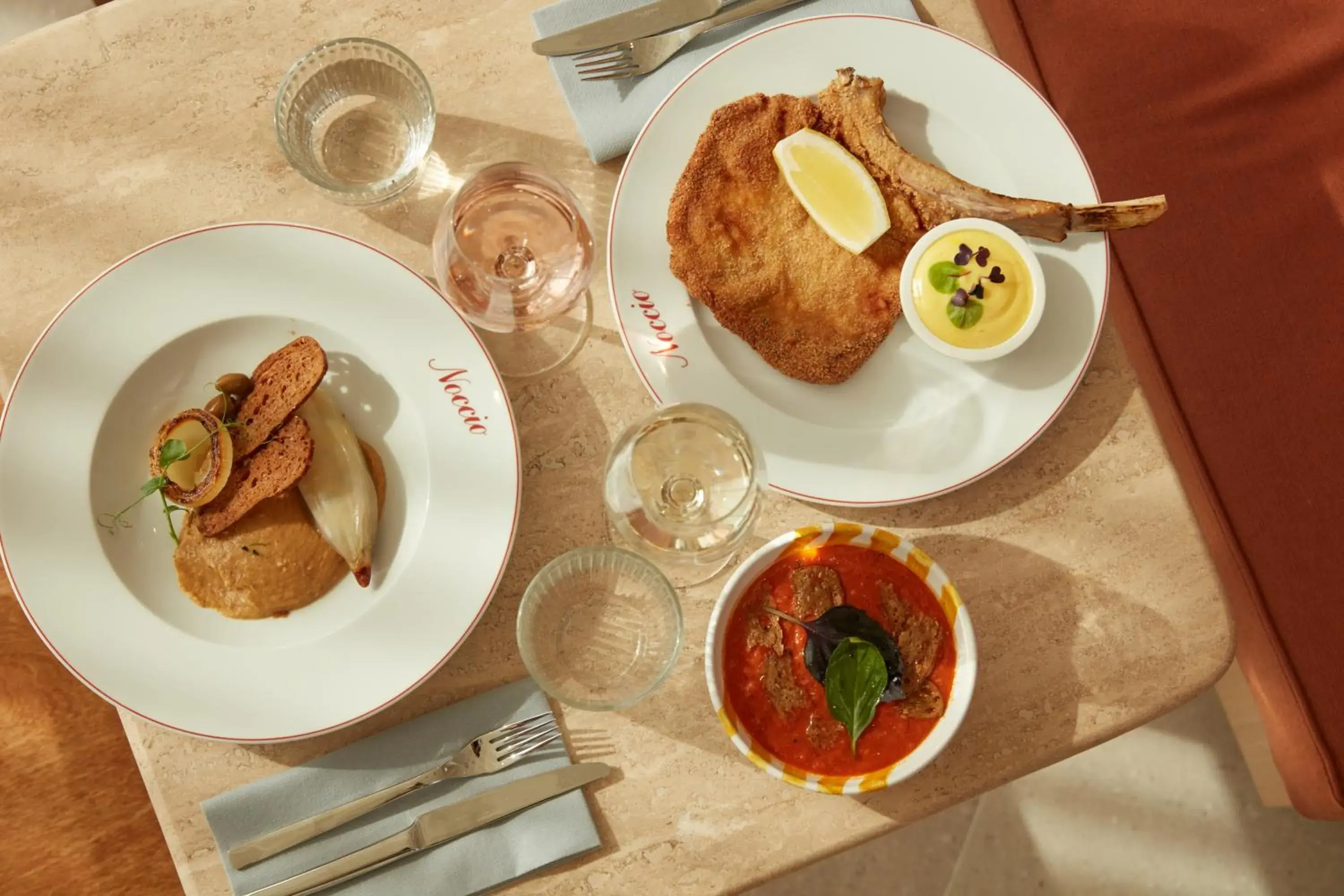 Restaurant/places to eat in OKKO Hotels Paris Rosa Parks Restaurant/places to eat in OKKO Hotels Paris Rosa Parks