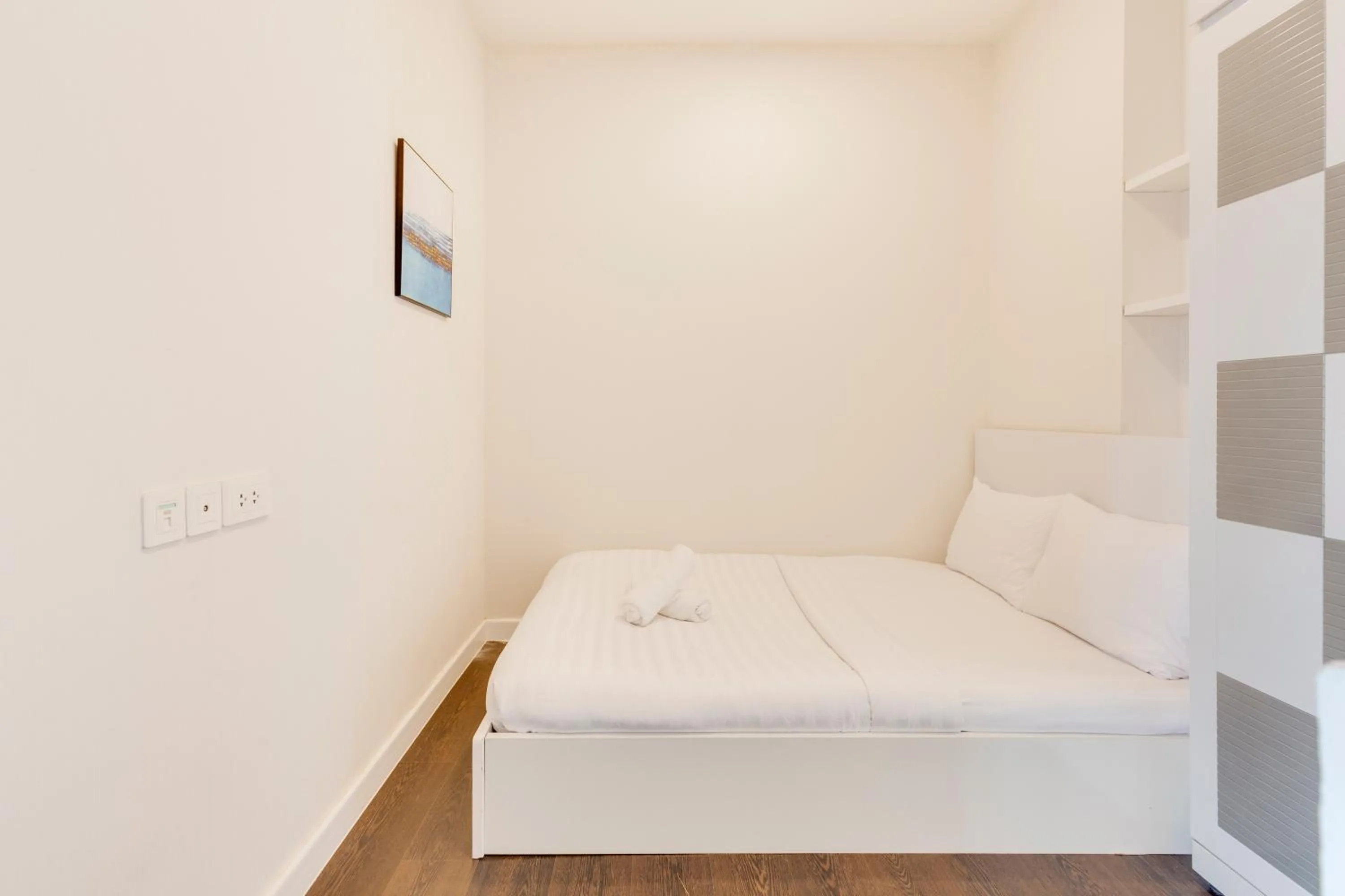 Bed in MH Apartment- Tresor- spacious and cozy center D4