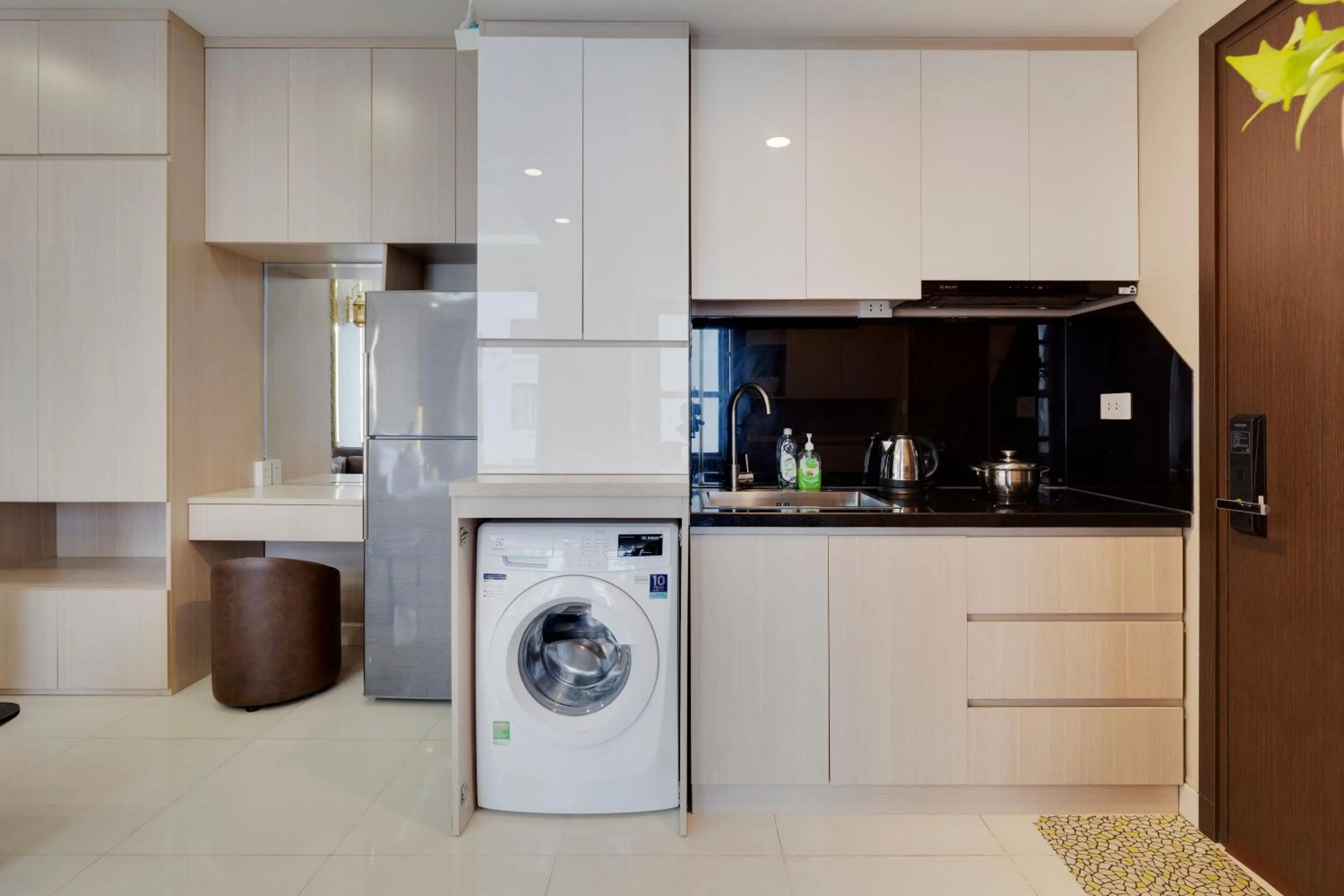 Coffee/tea facilities in MH Apartment- Tresor- spacious and cozy center D4