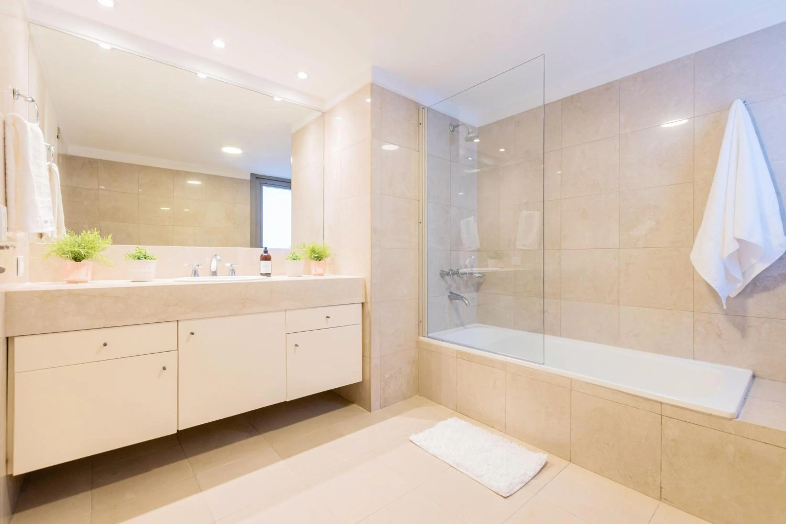Bathroom in Luxury Apartments in Puerto Madero