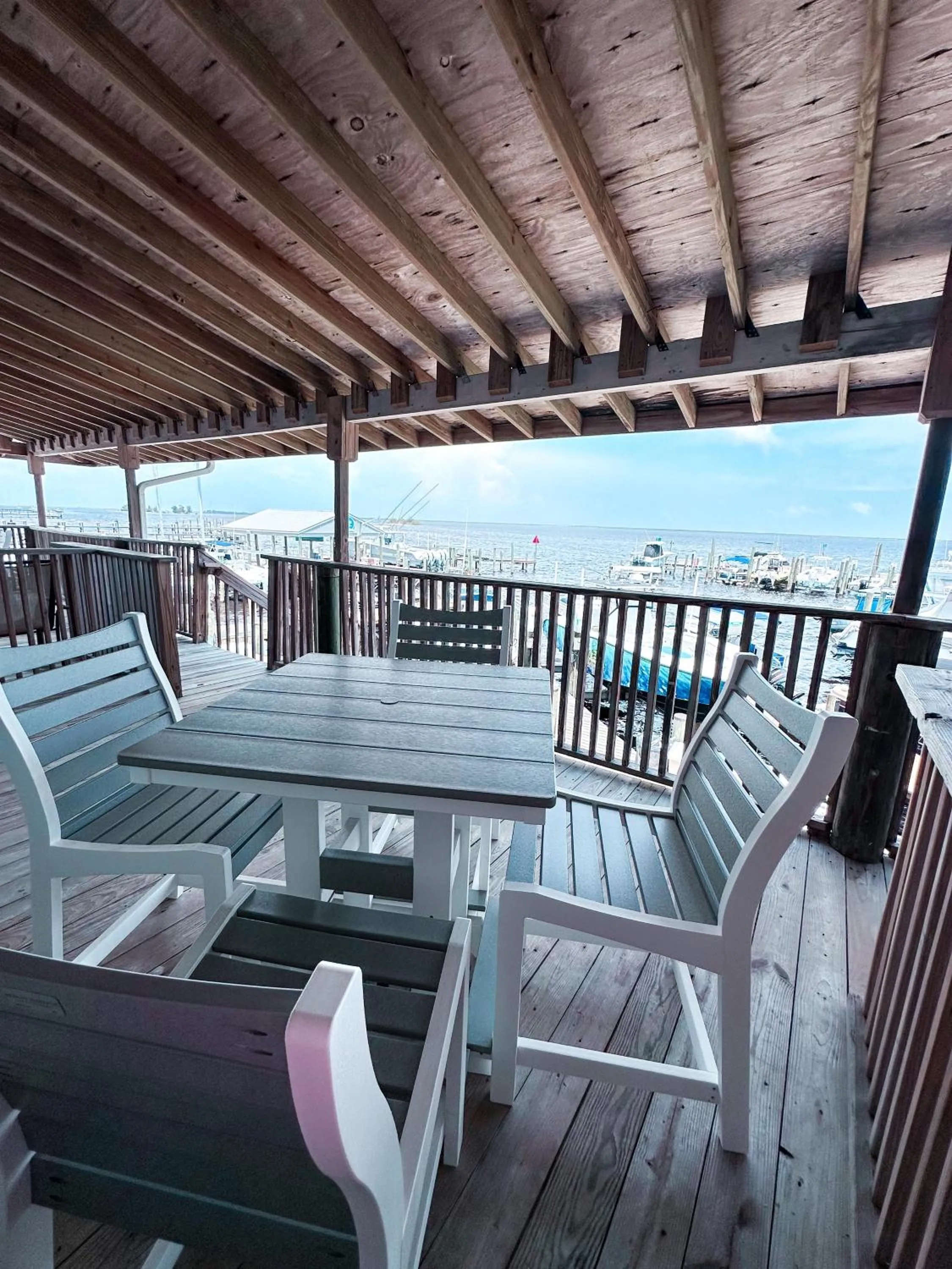 Balcony/Terrace in Sebastian Saltwater Lodge