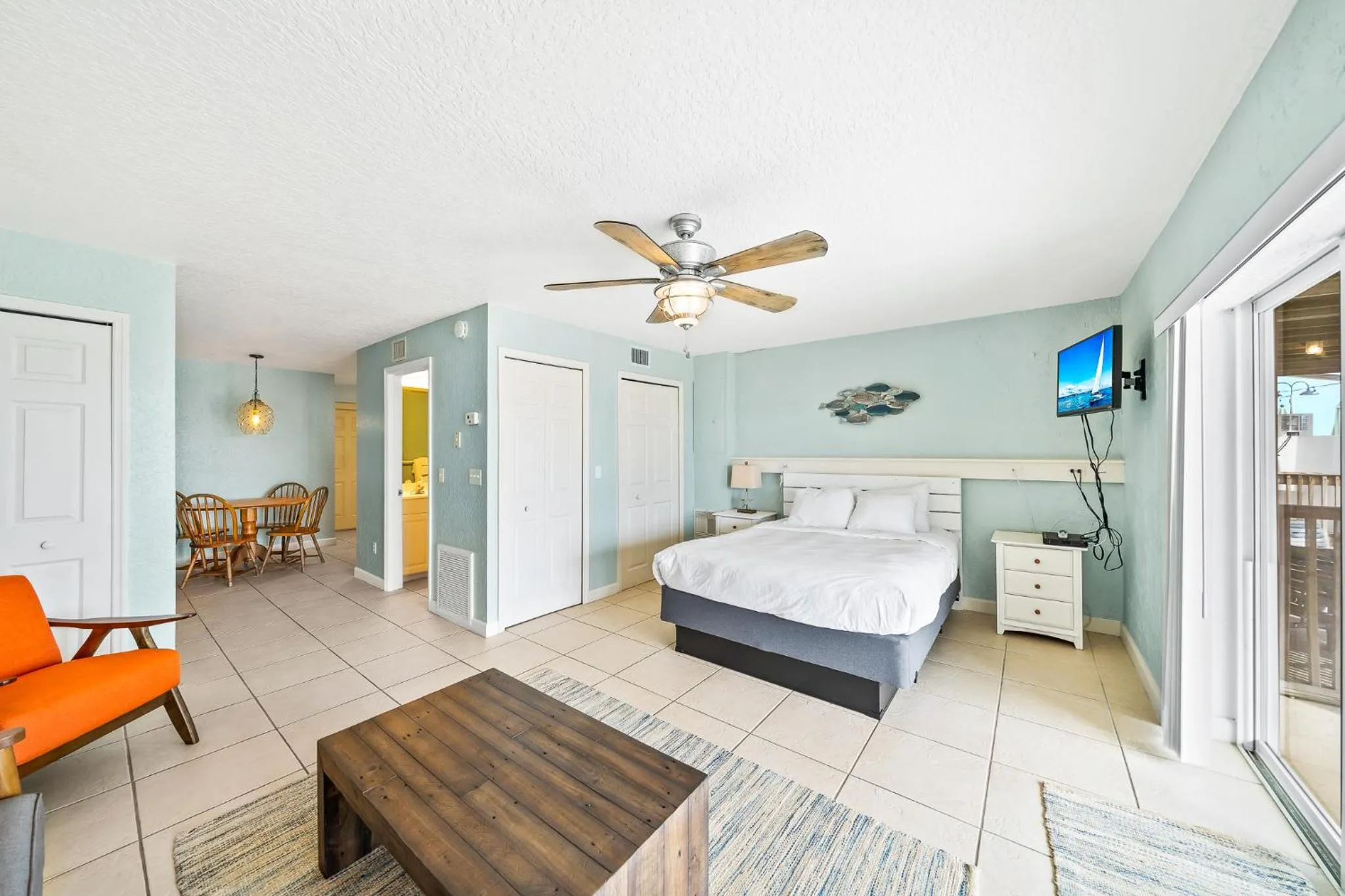 Bedroom, Bed in Sebastian Saltwater Lodge