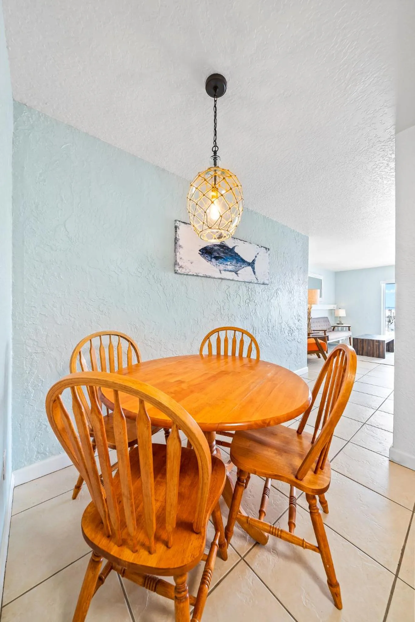 Dining area in Sebastian Saltwater Lodge
