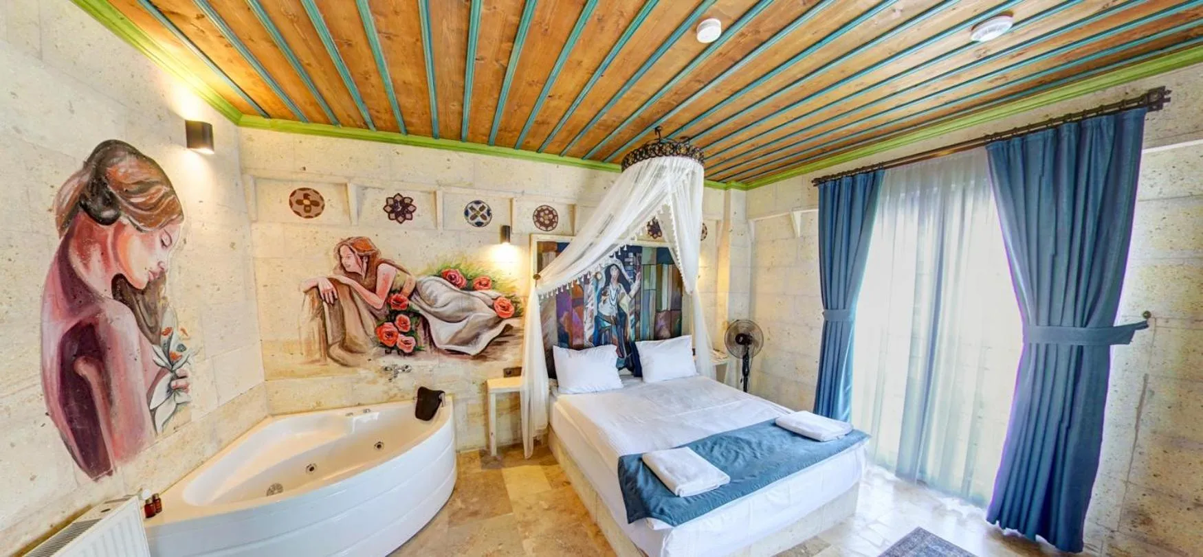 Photo of the whole room in AKRİTİS STONE HOUSE