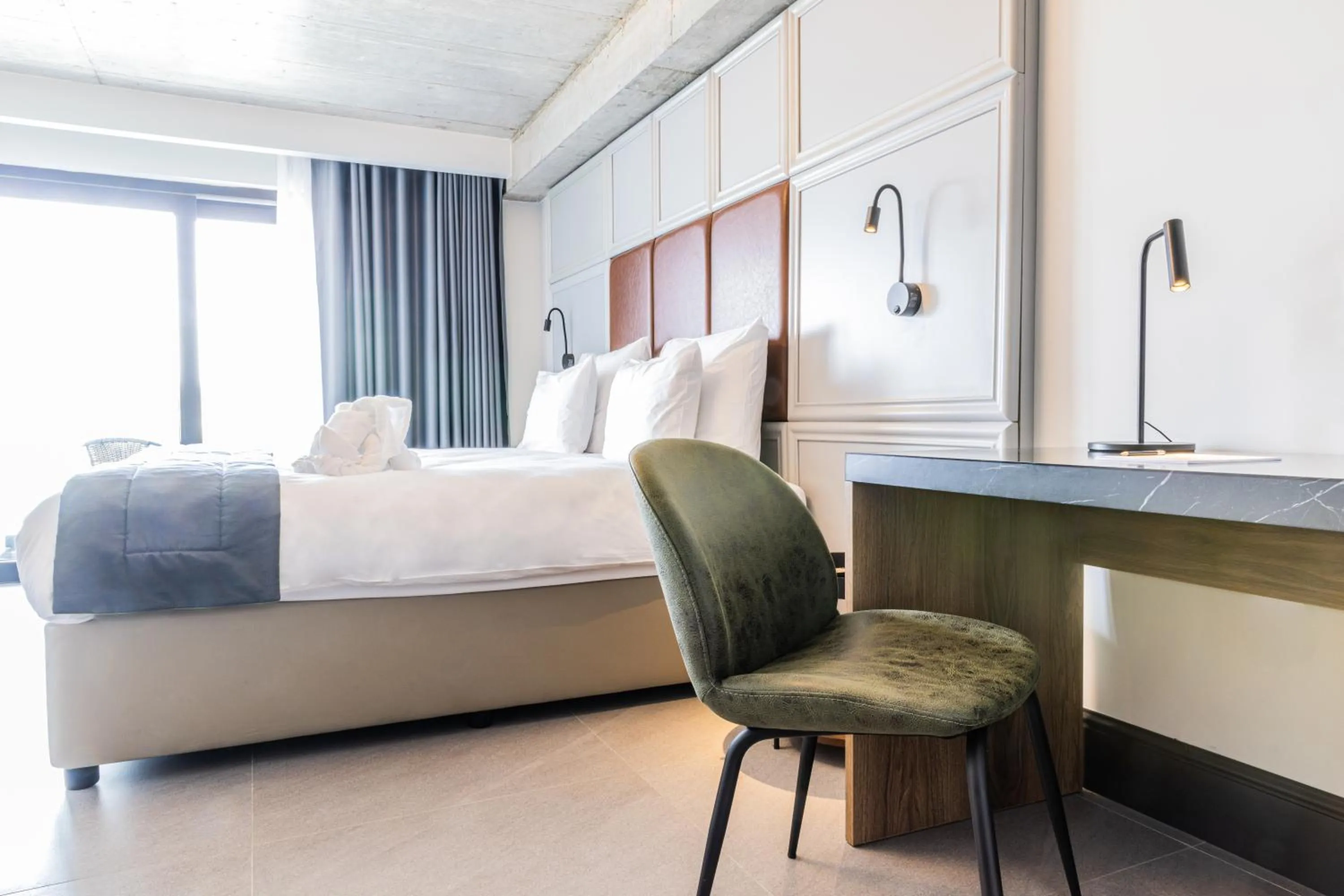 Bed in The Londoner Hotel Sliema