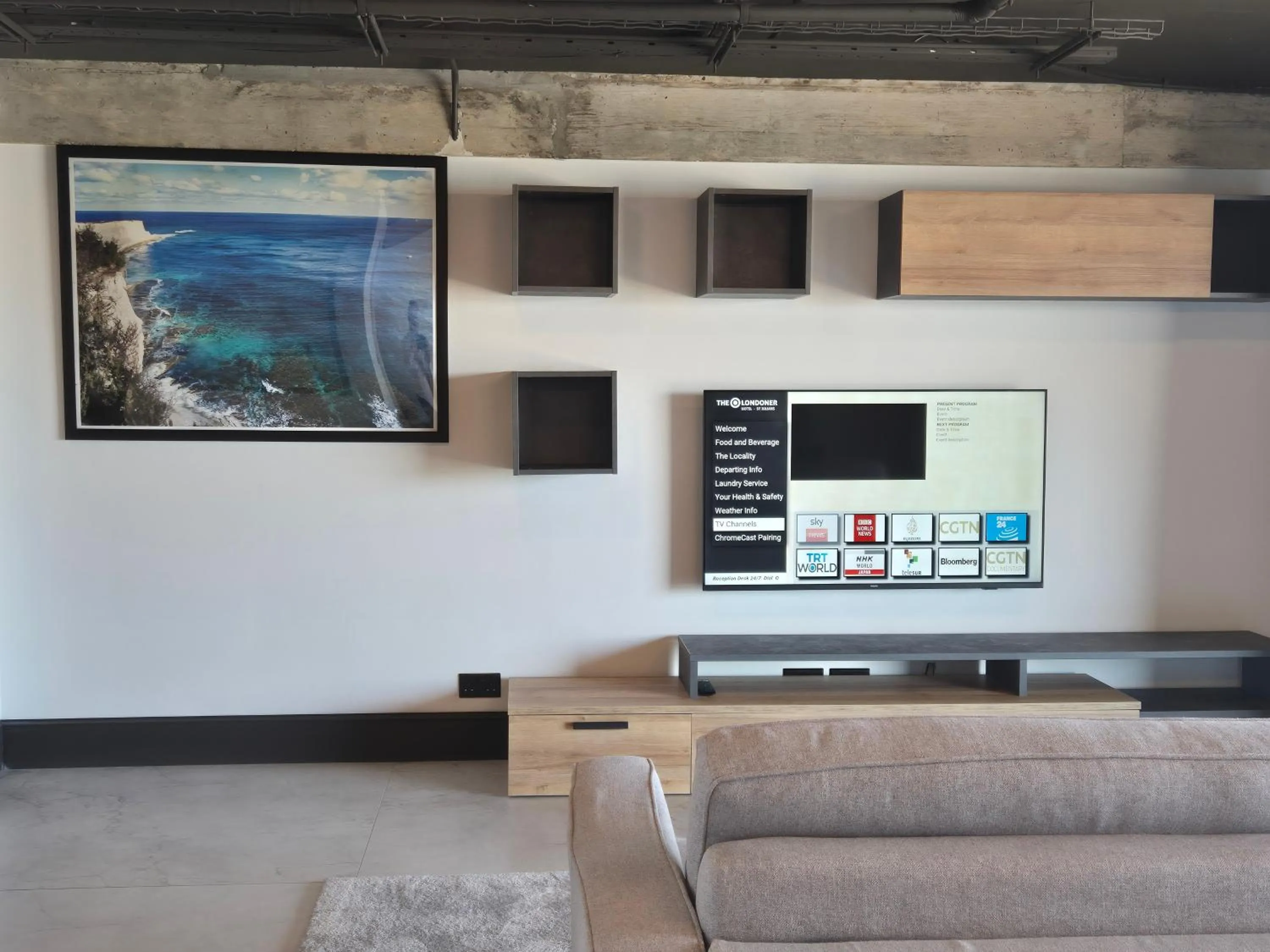 Kitchen or kitchenette in The Londoner Hotel Sliema