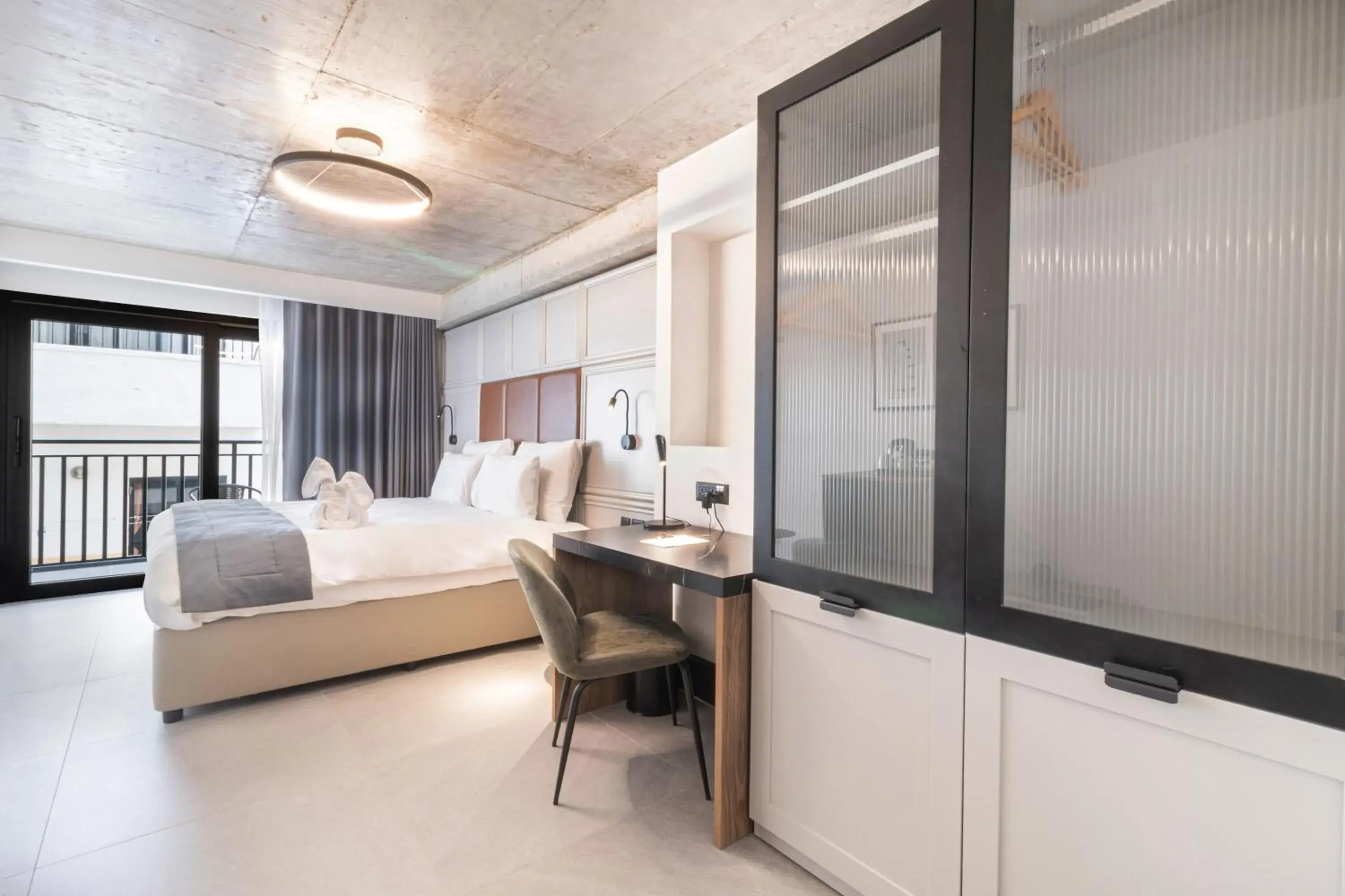 Bedroom, Bed in The Londoner Hotel Sliema Bedroom, Bed in The Londoner Hotel Sliema