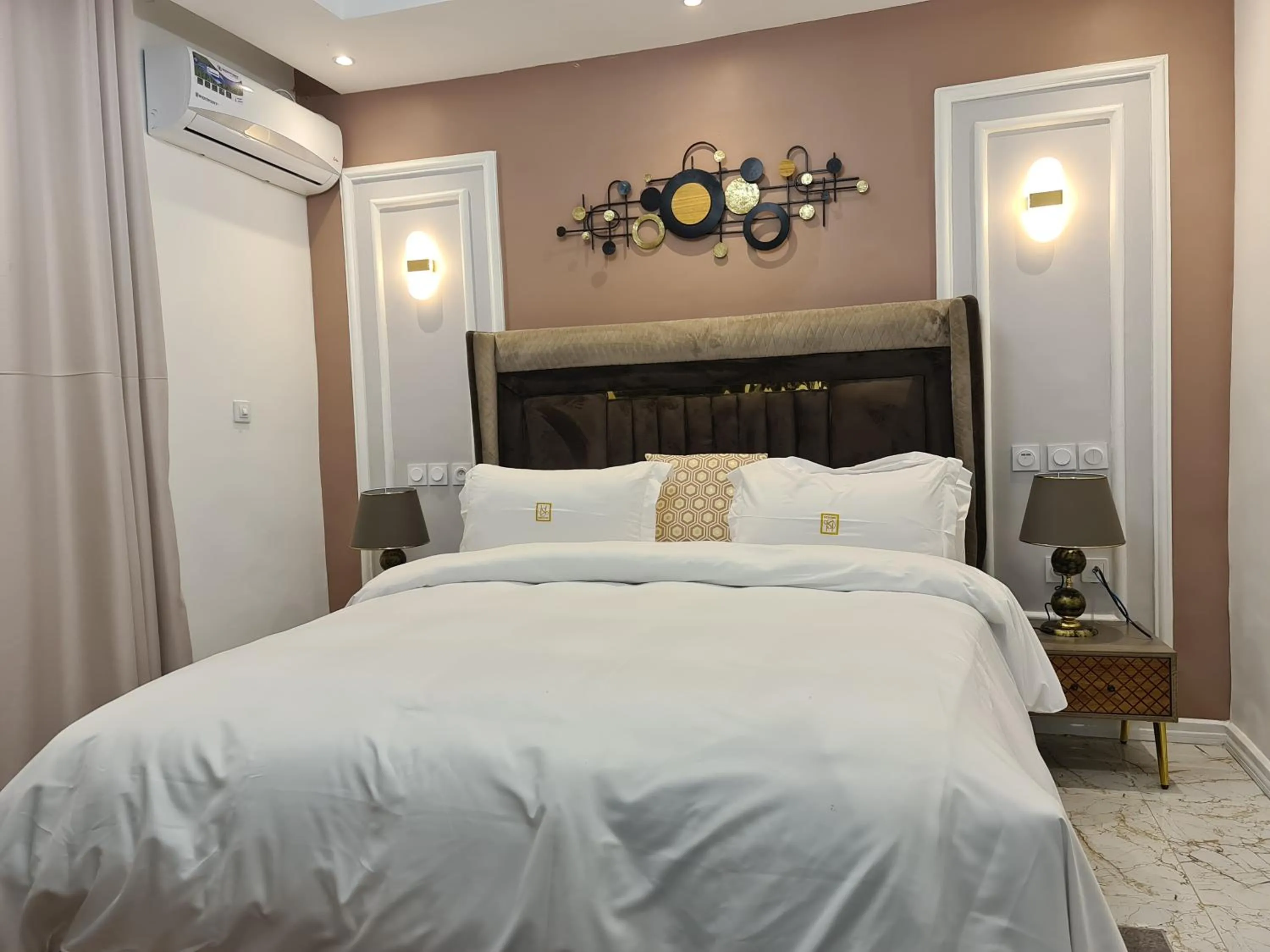 Bedroom, Bed in Suna' a Home Bonapriso