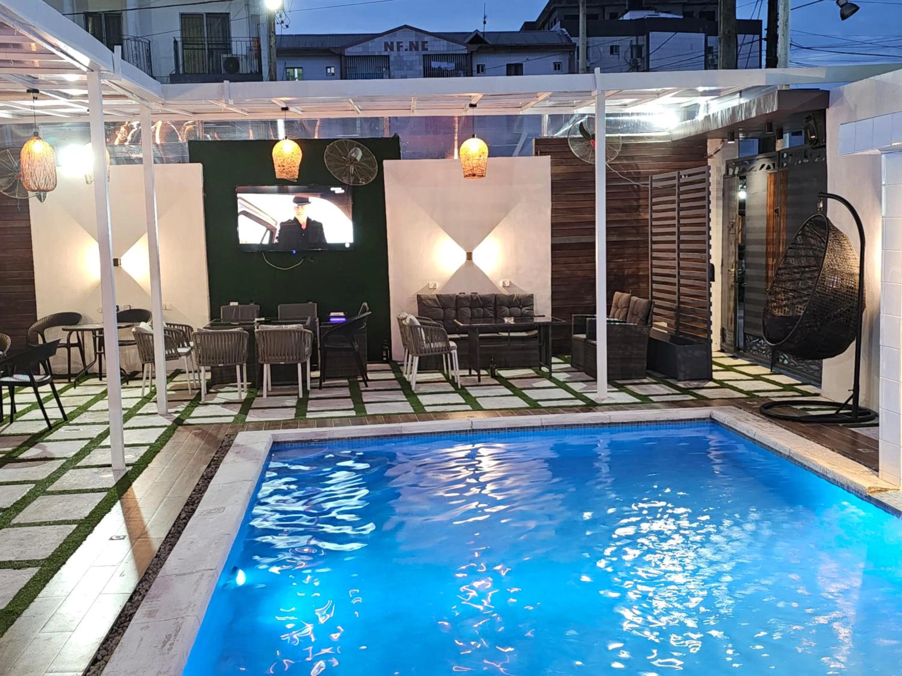 Patio in Suna' a Home Bonapriso