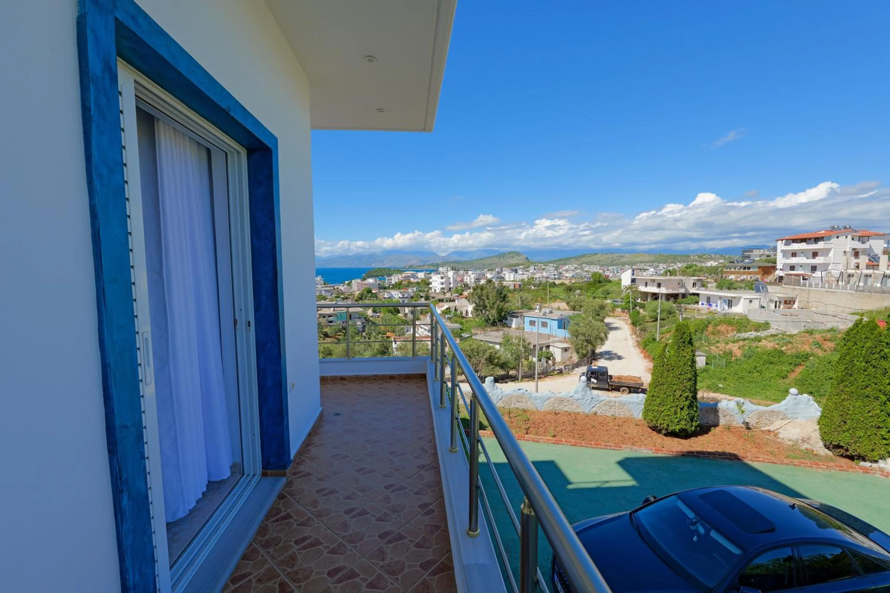 Property building in Vila Antica