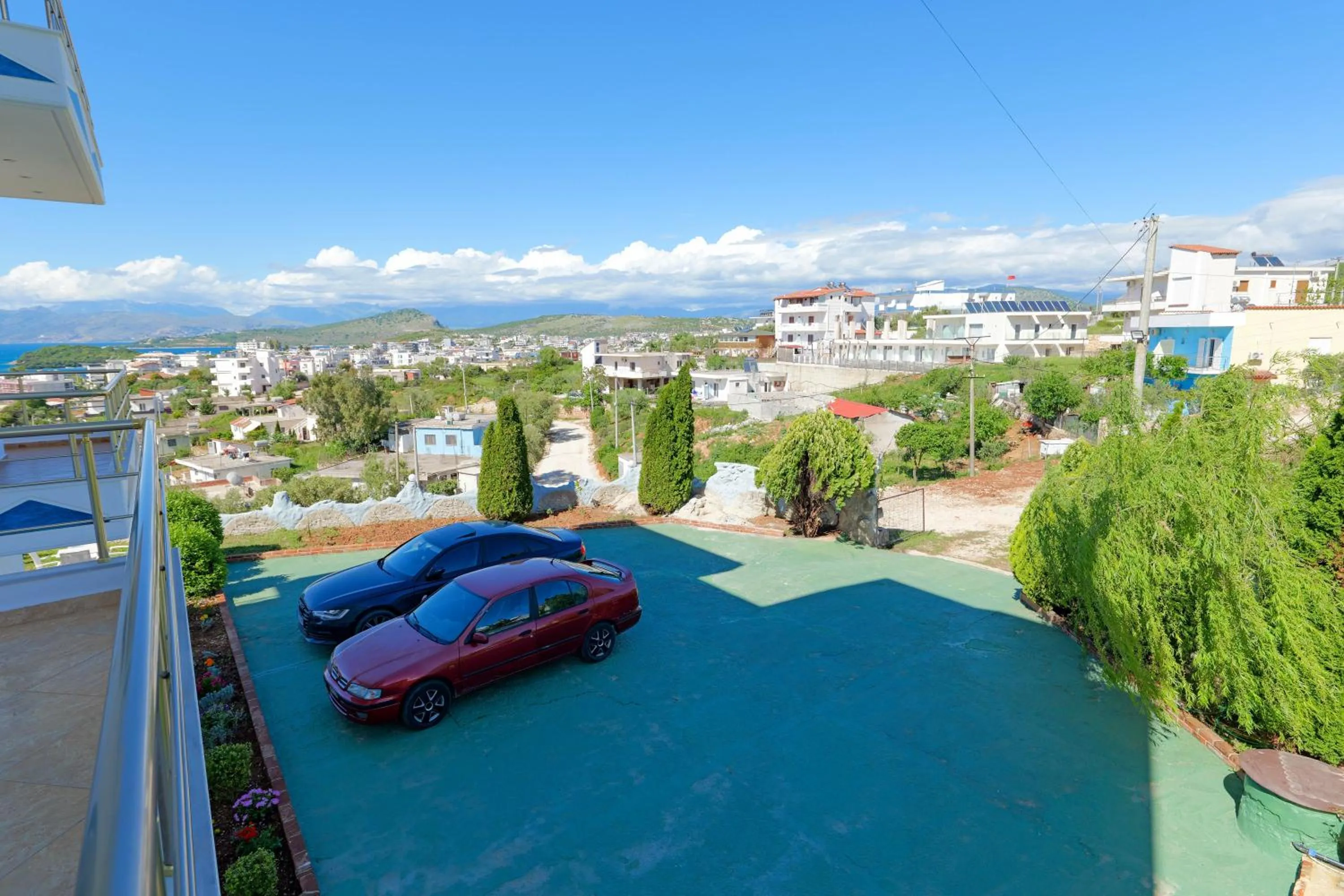 Property building in Vila Antica