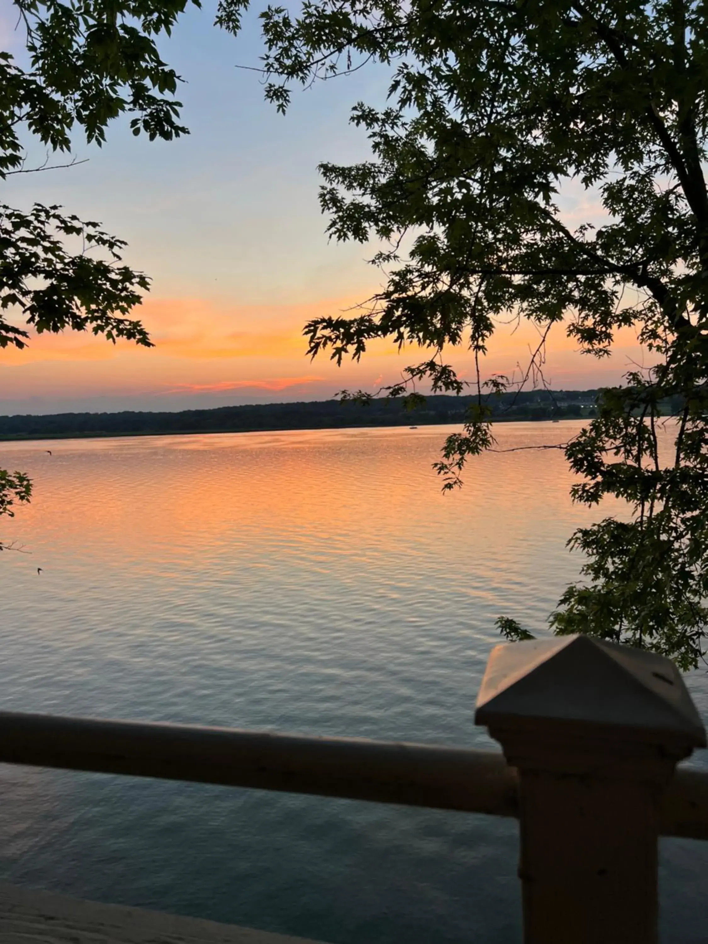 Lake view in The Sand Hill Inn Lake view in The Sand Hill Inn