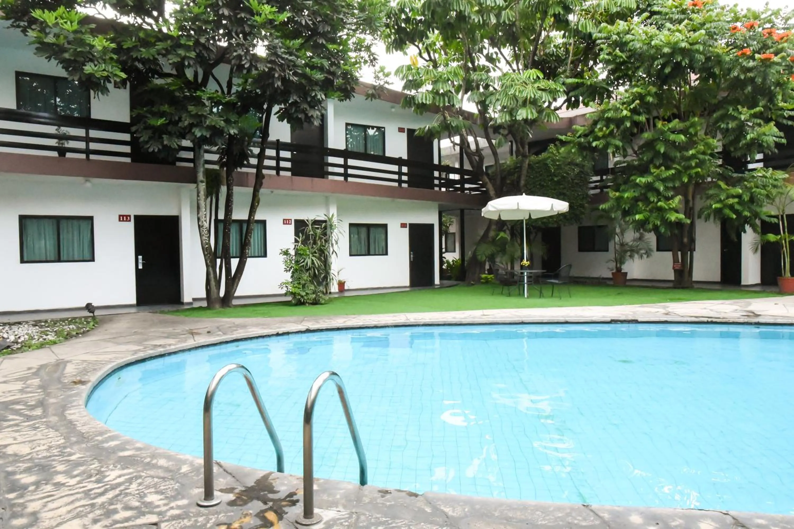 Garden in Hotel Expo Plaza Business and Family Guadalajara