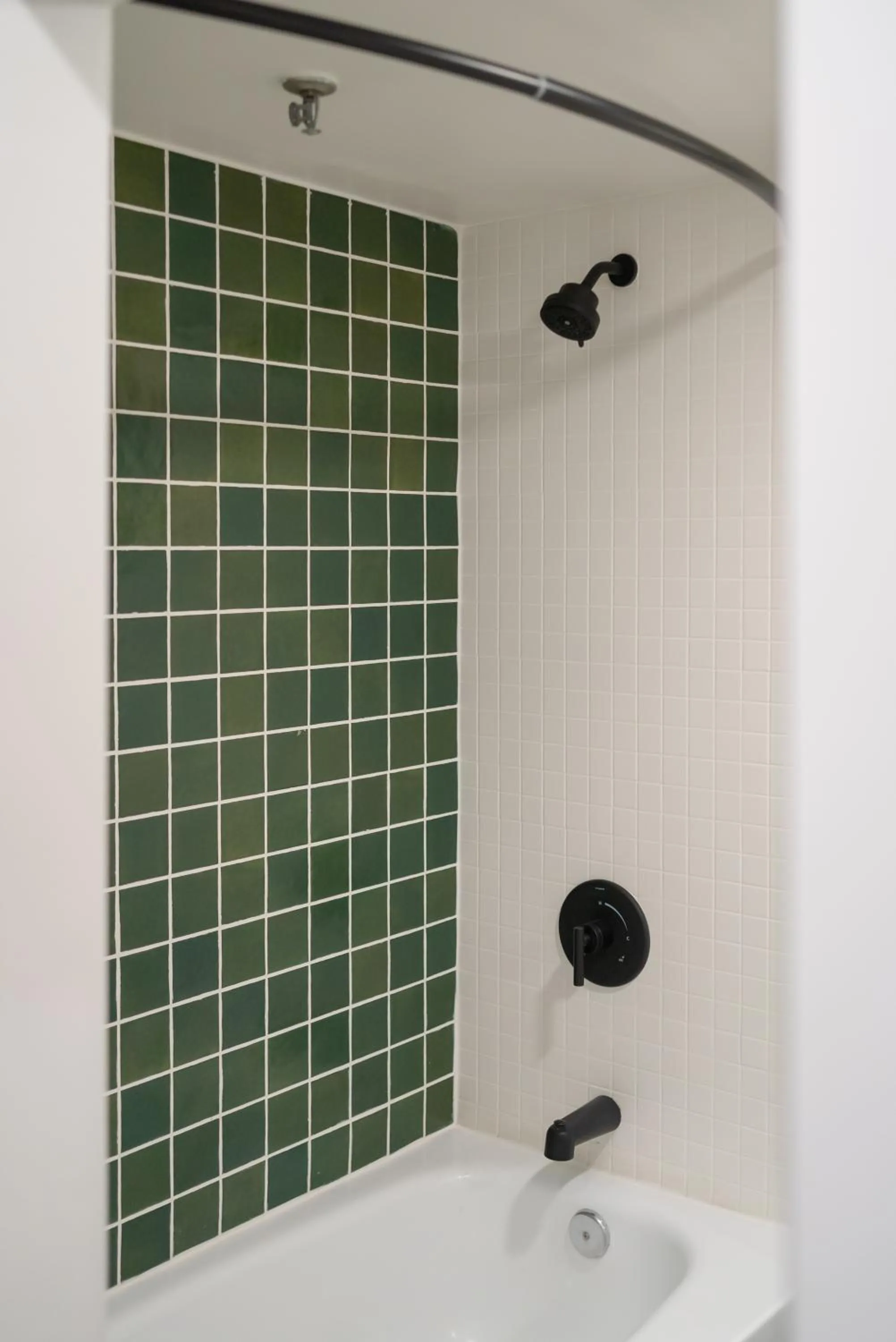 Bathroom in Dayton Vitality Hotel - Downtown