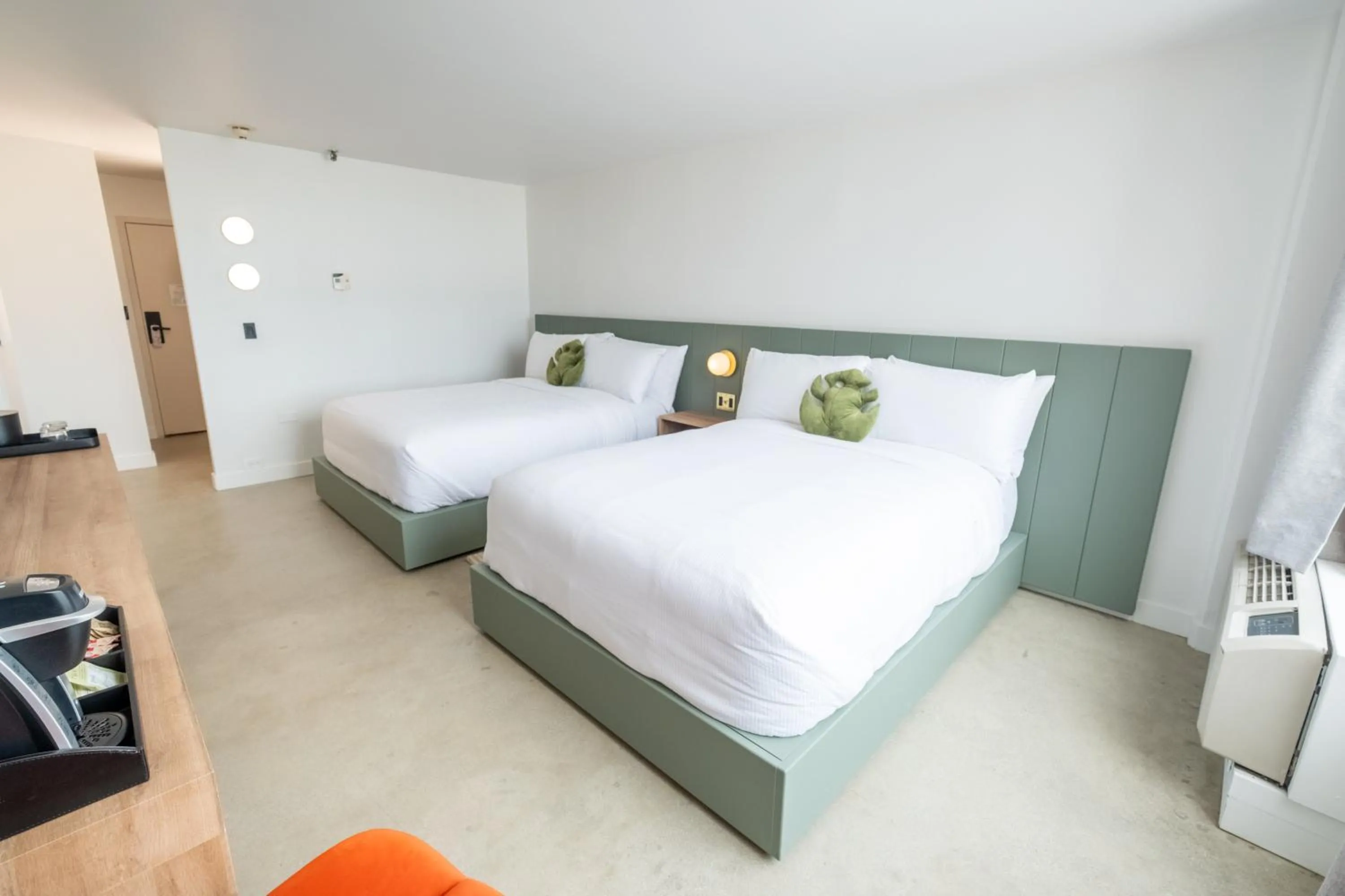 Bed in Dayton Vitality Hotel - Downtown