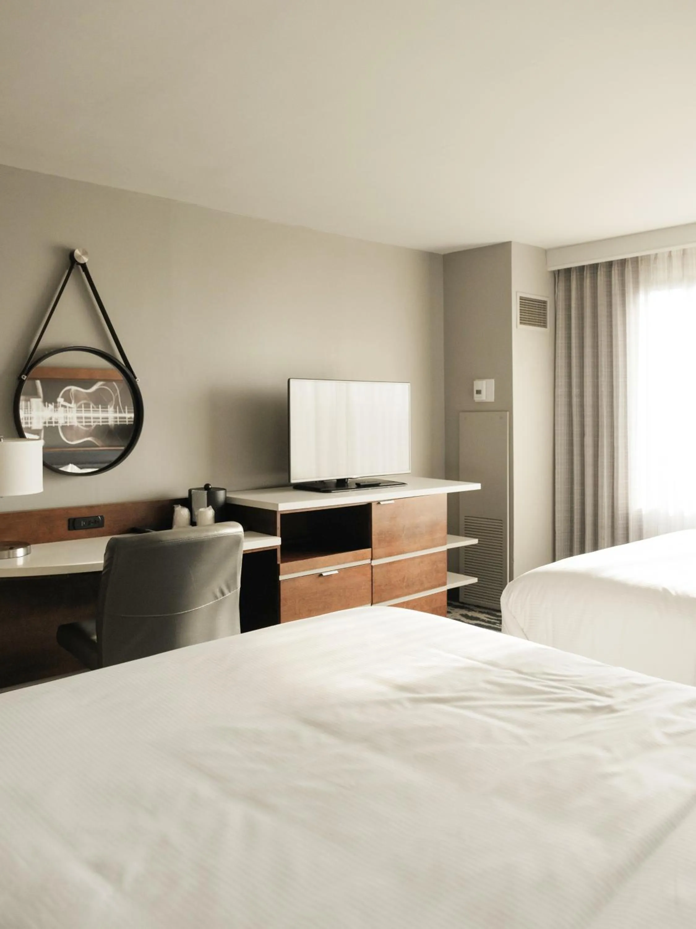 Bedroom, Bed in Memphis Vitality Hotel