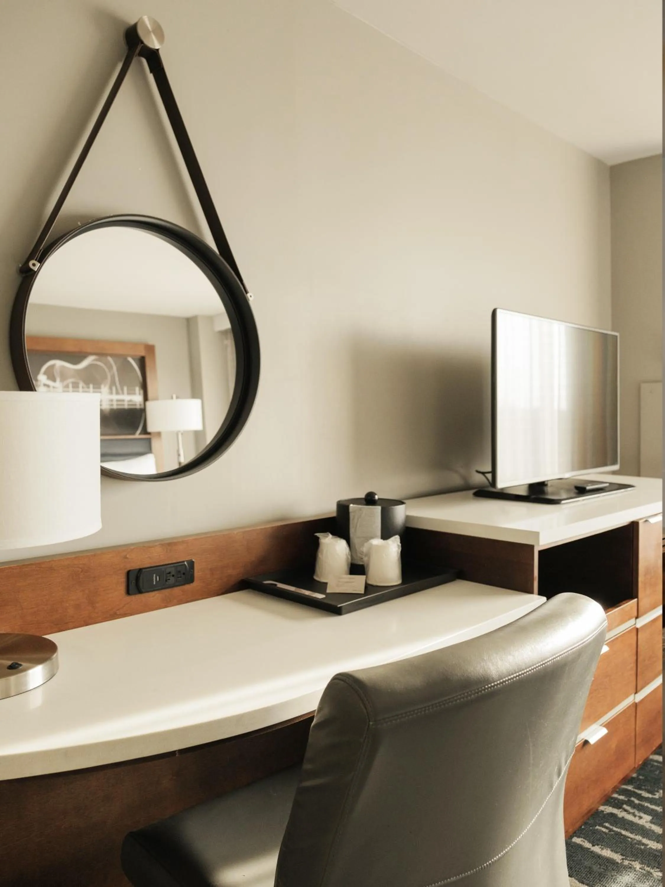 TV and multimedia in Memphis Vitality Hotel