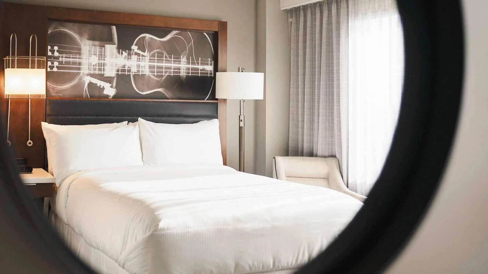 Bedroom, Bed in Memphis Vitality Hotel