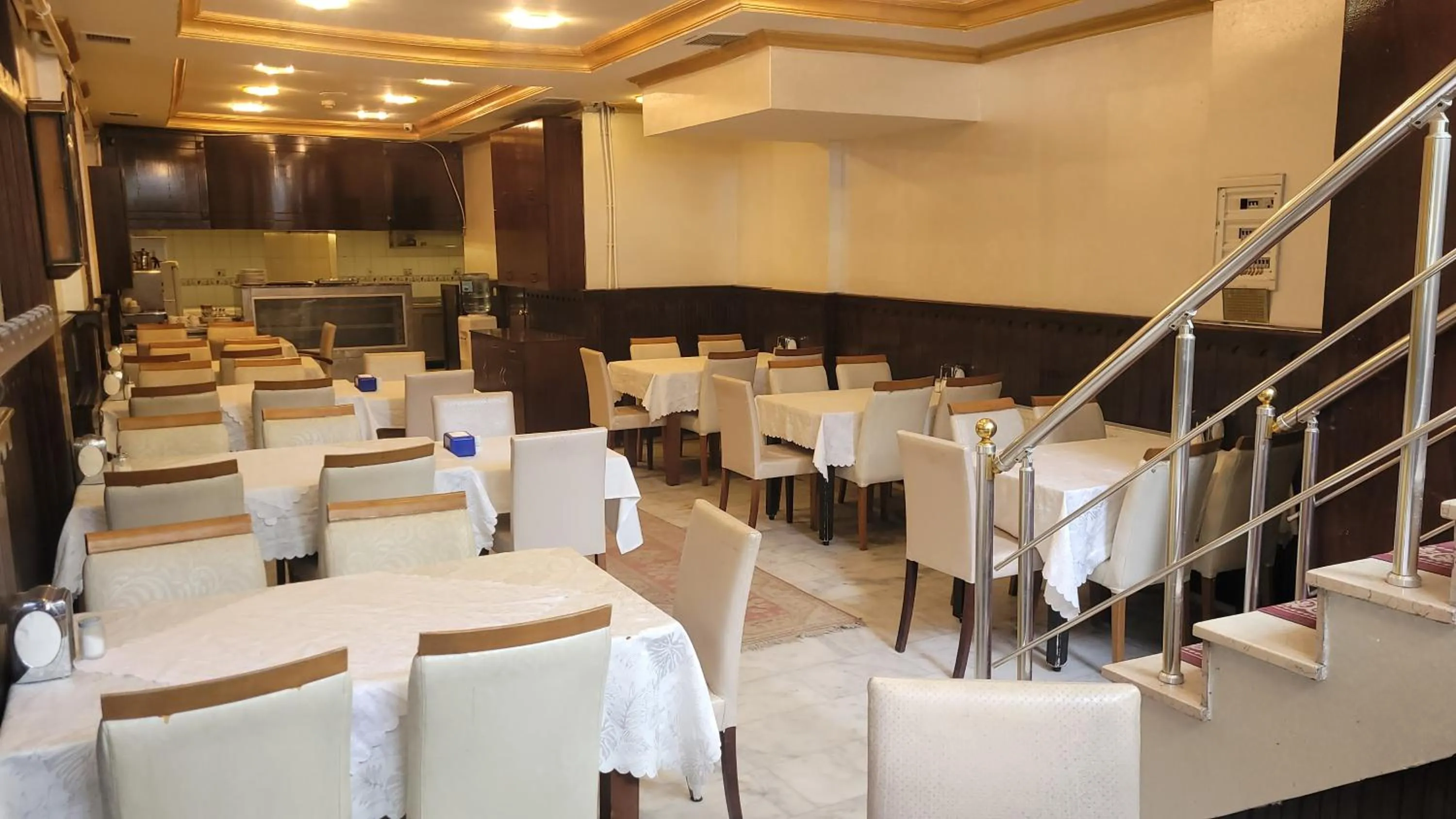 Communal lounge/ TV room in MEHMET BEY HOTEL