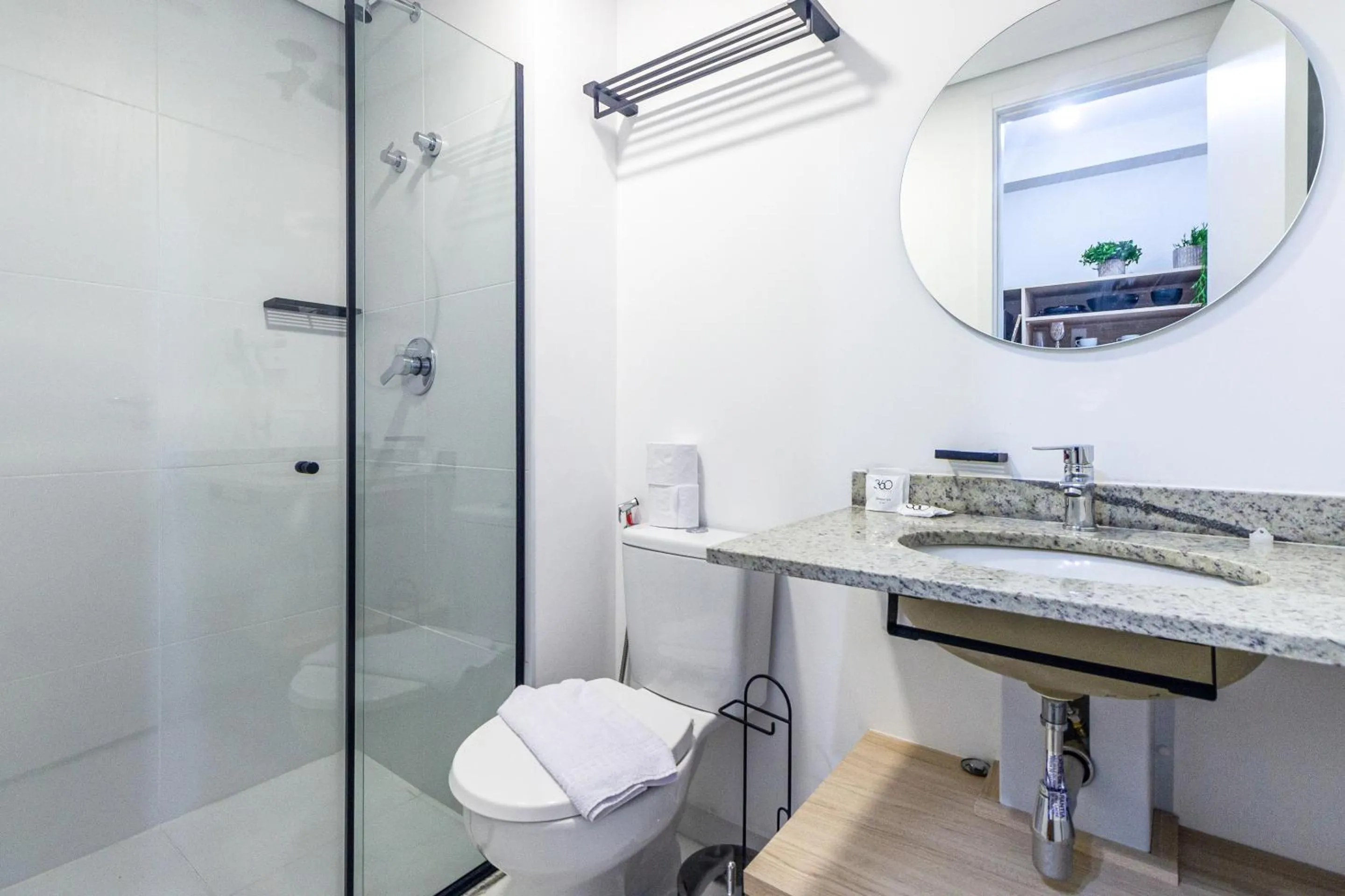 Bathroom in 360 SP Code