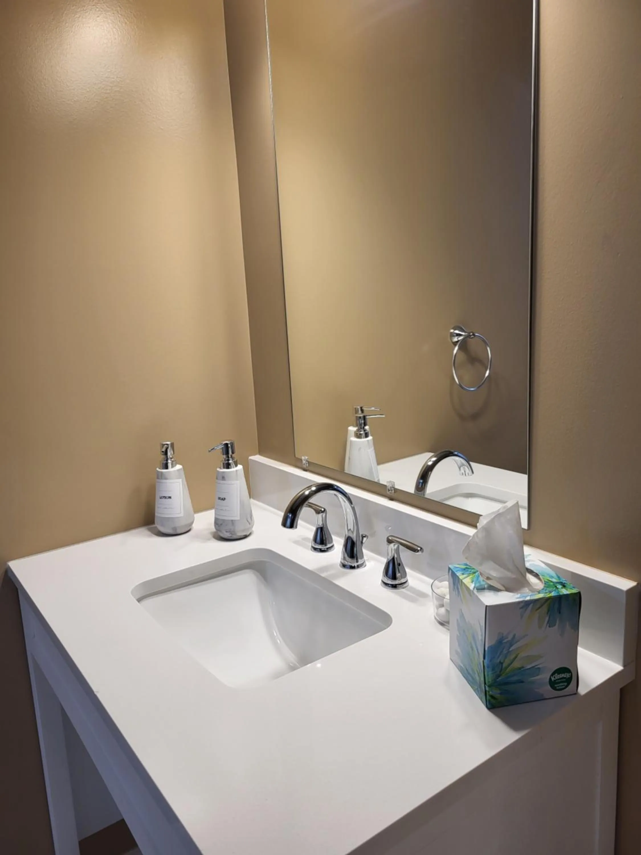 Bathroom in The Grandeur Estate