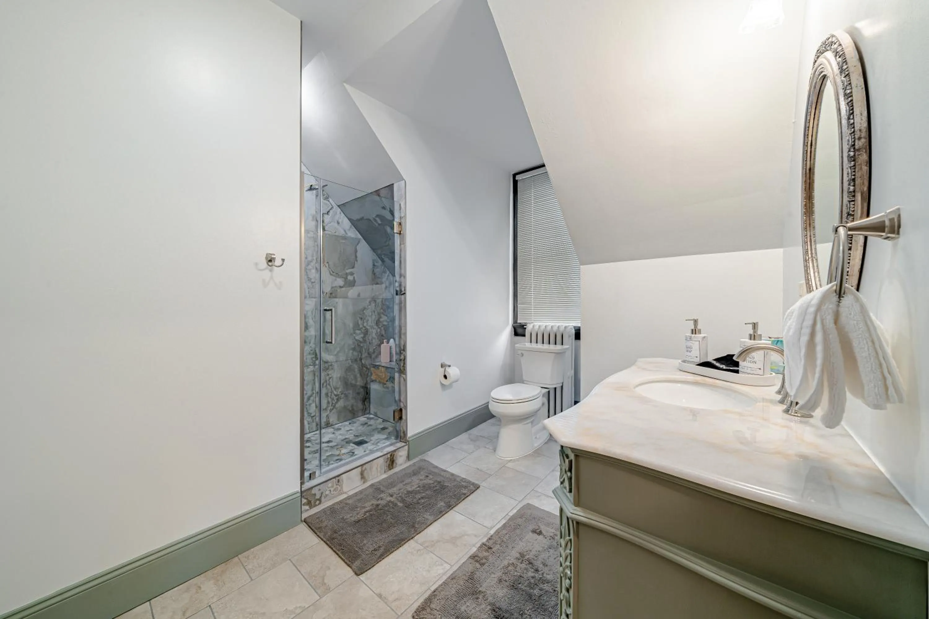 Bathroom in The Grandeur Estate