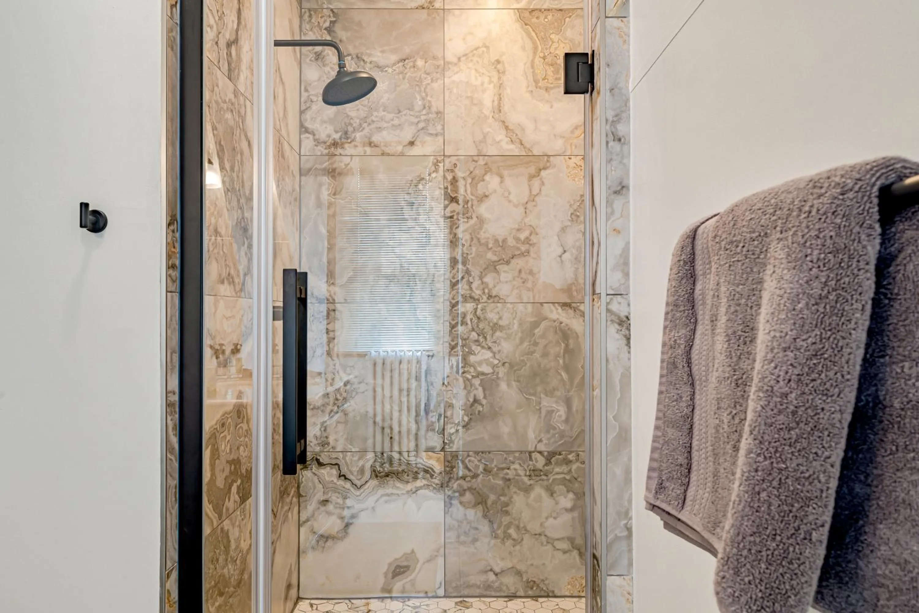 Shower in The Grandeur Estate