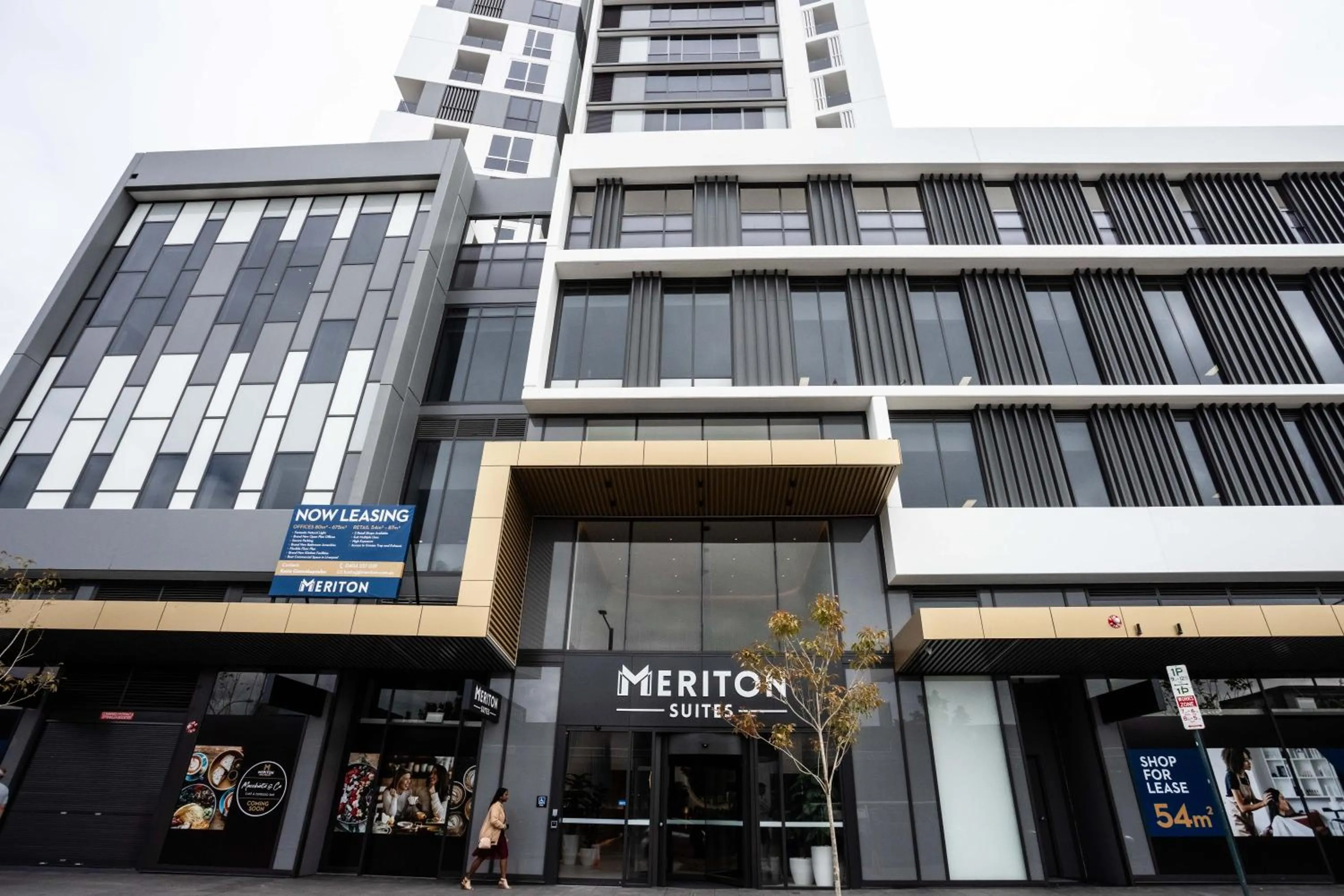 Property building in Meriton Suites Liverpool