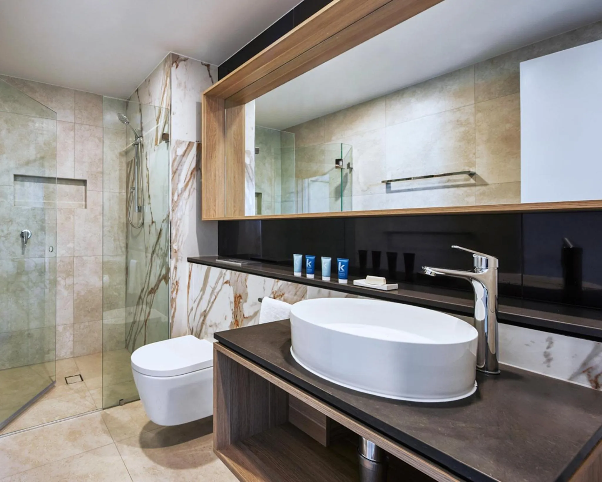 Bathroom in Meriton Suites Liverpool