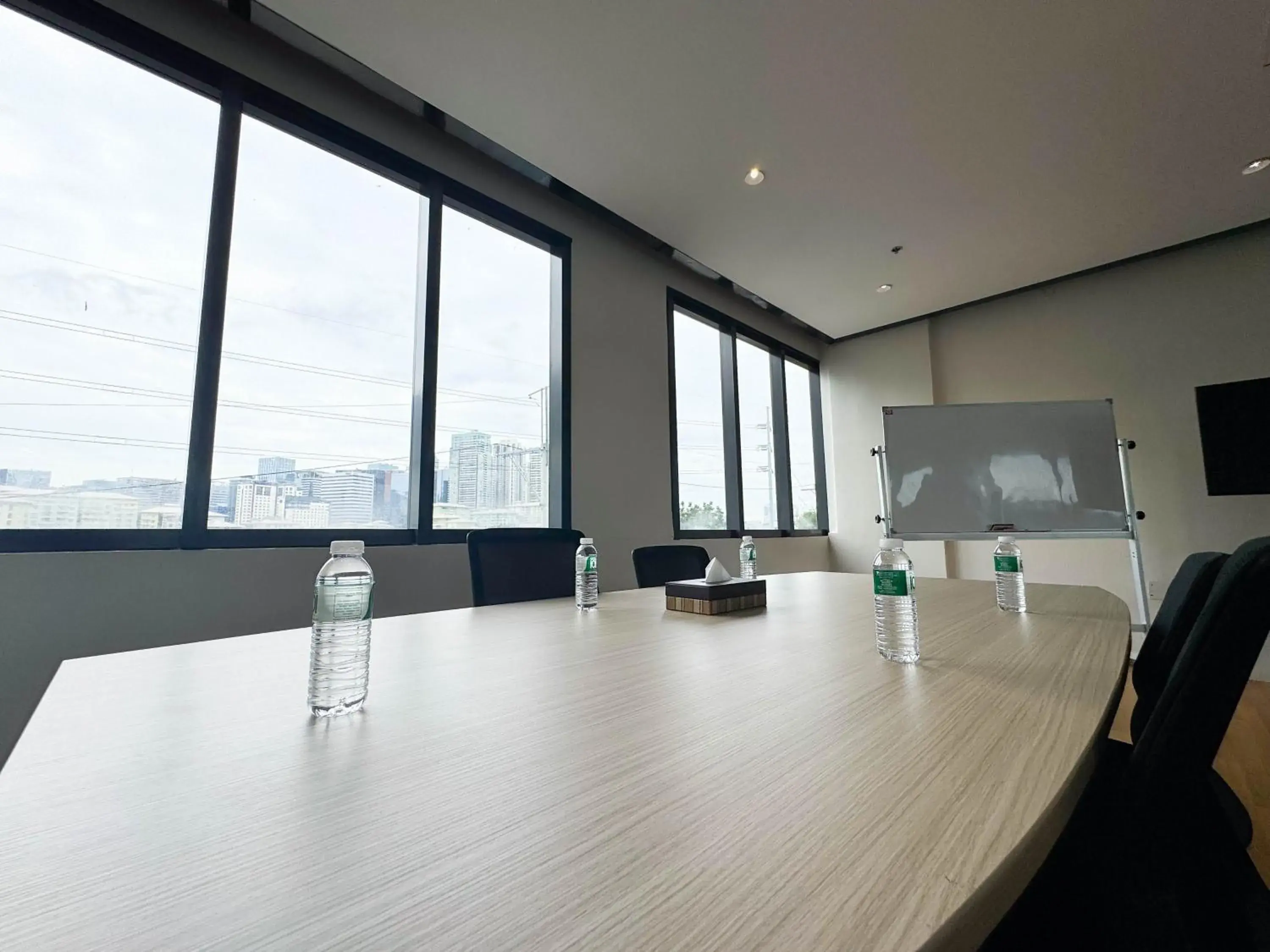 Meeting/conference room in Hotel101 - Fort Meeting/conference room in Hotel101 - Fort