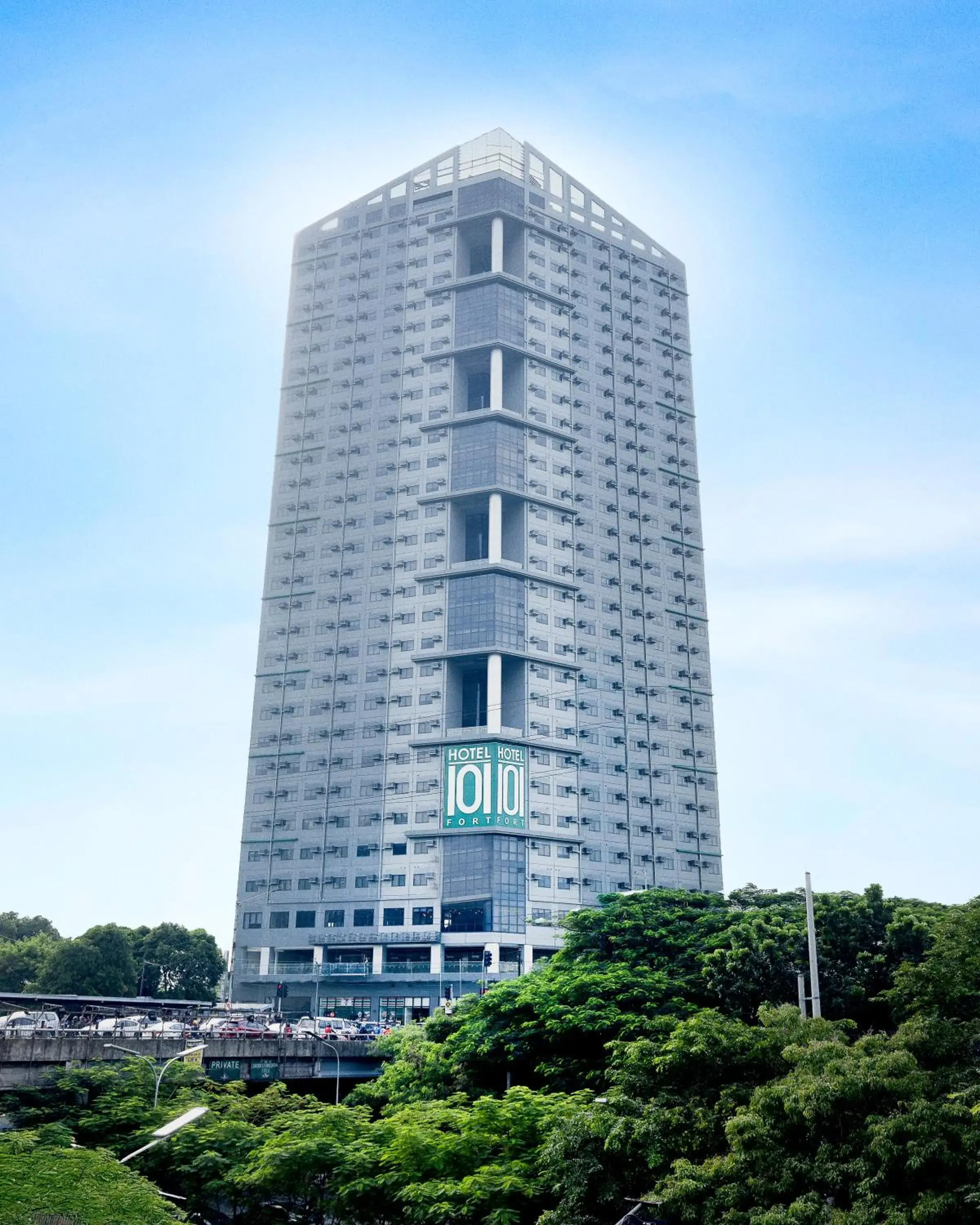 Property building in Hotel101 - Fort Property building in Hotel101 - Fort