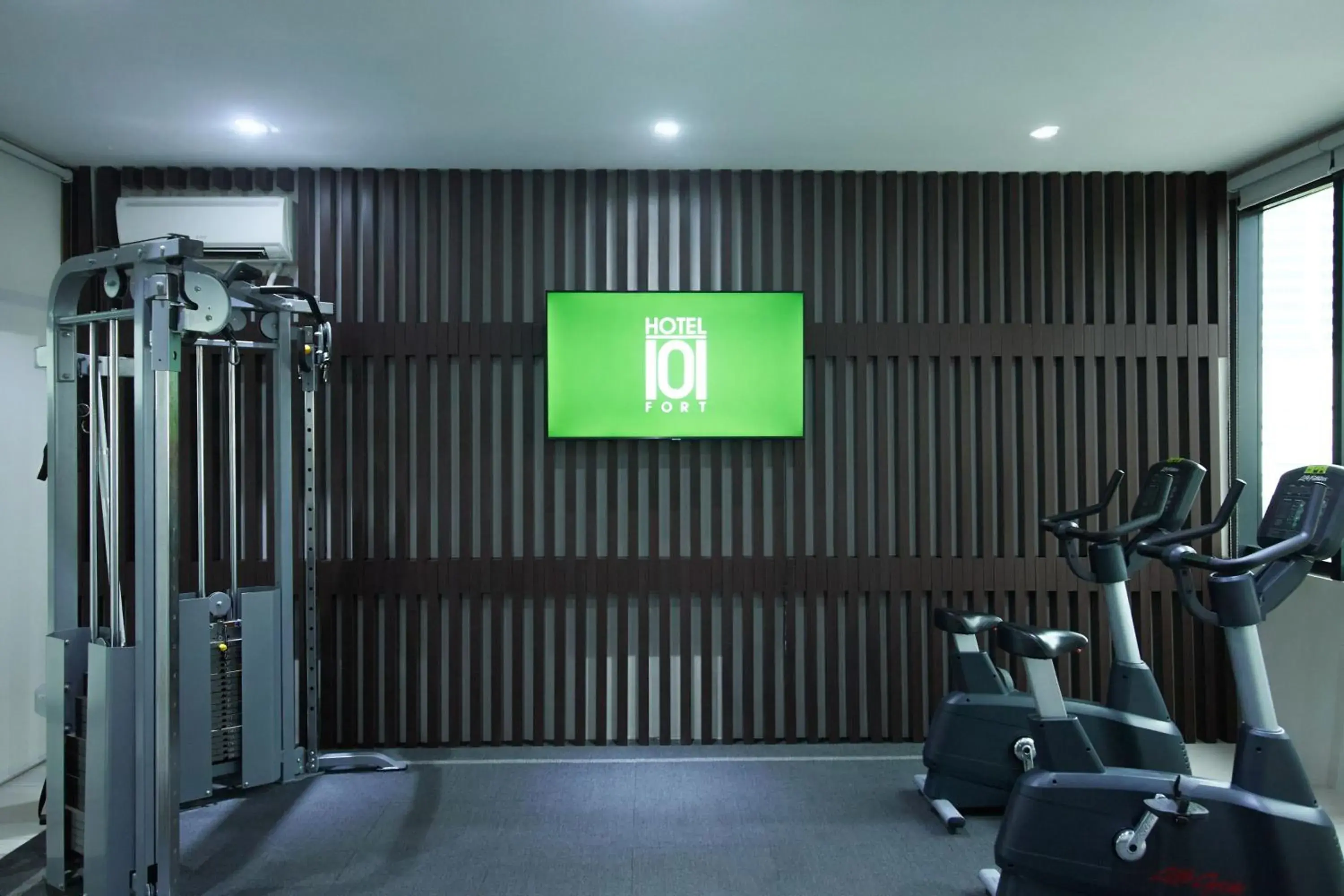 Fitness centre/facilities in Hotel101 - Fort Fitness centre/facilities in Hotel101 - Fort