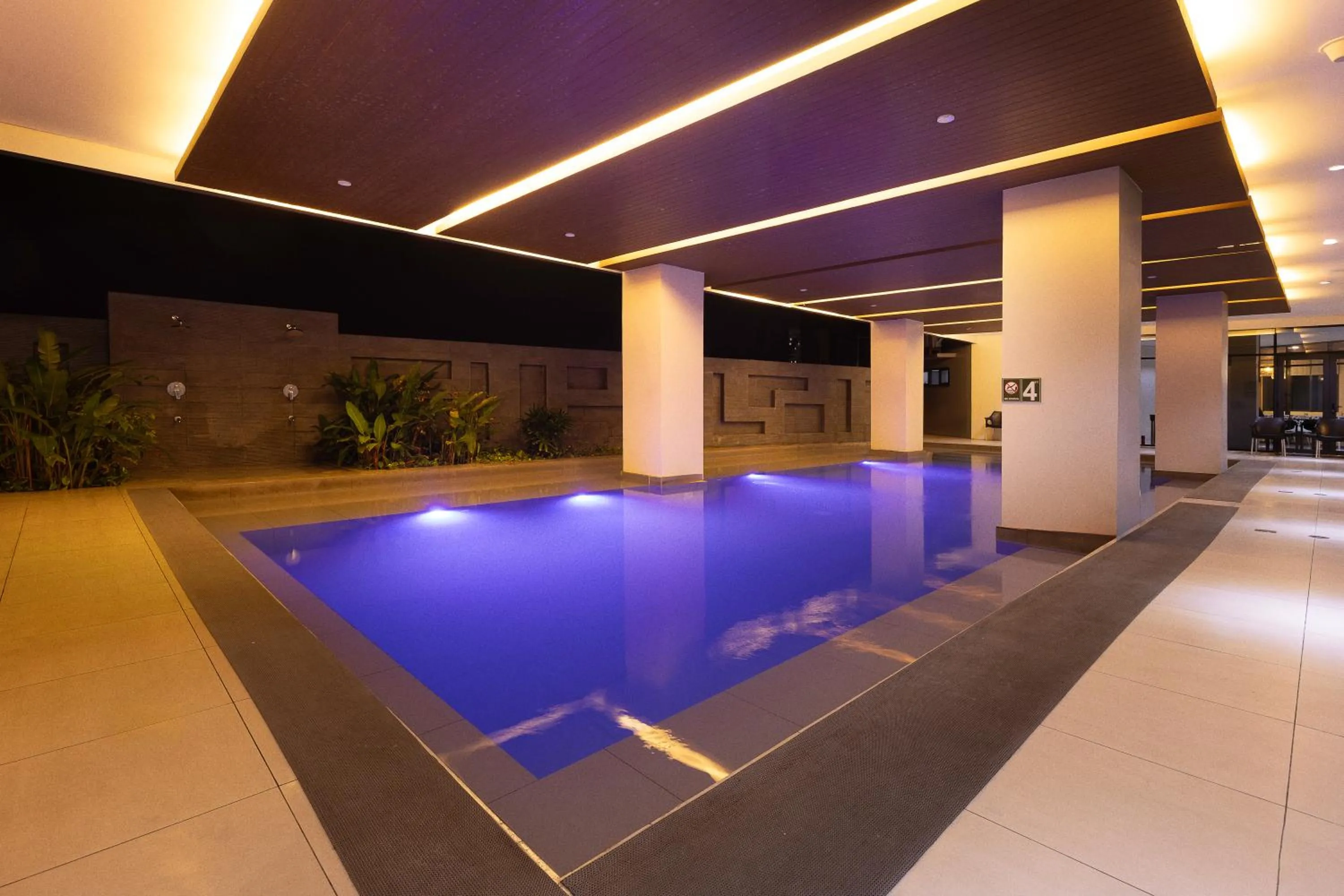 Night in Hotel101 - Fort