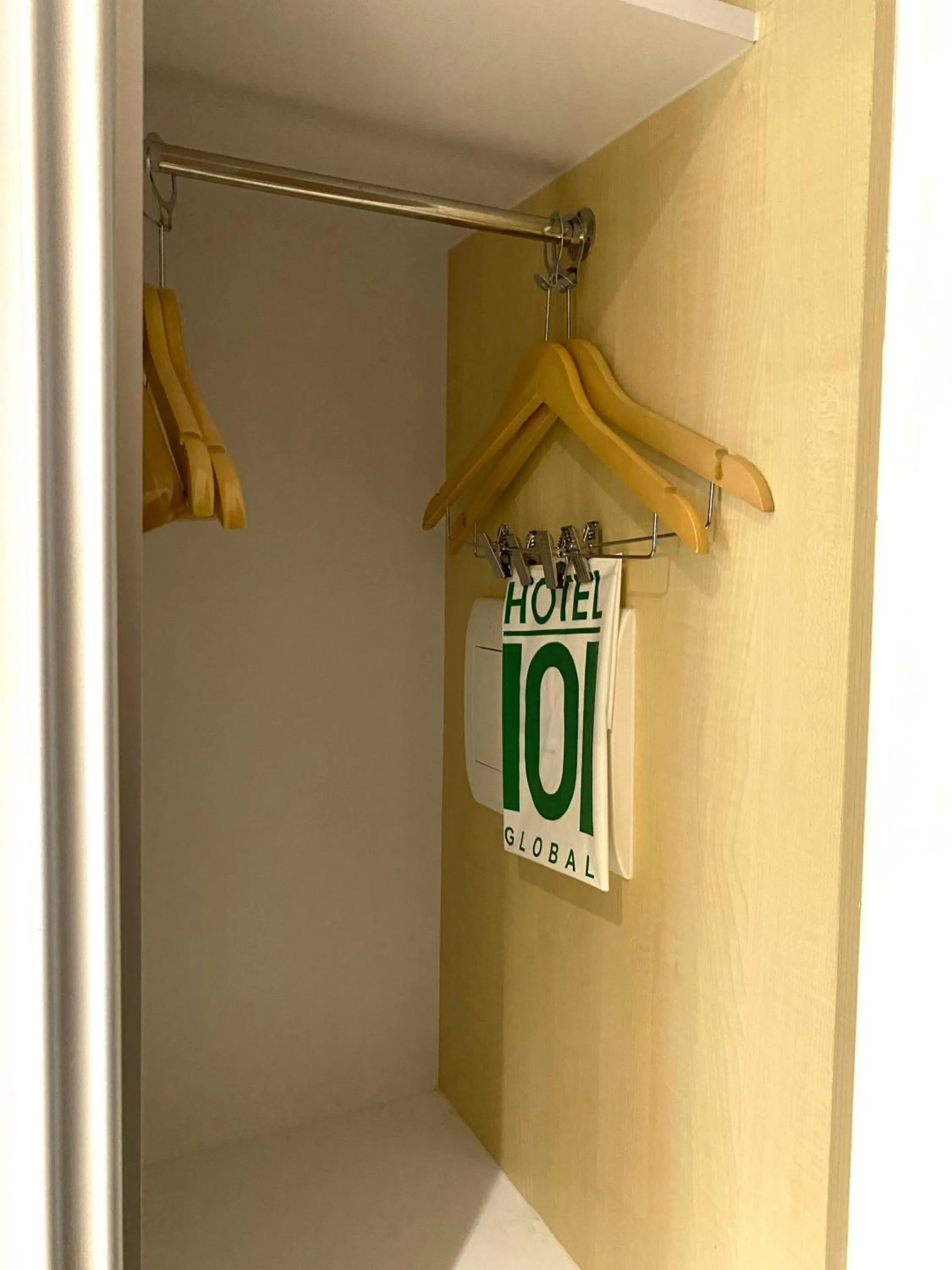 wardrobe in Hotel101 - Fort