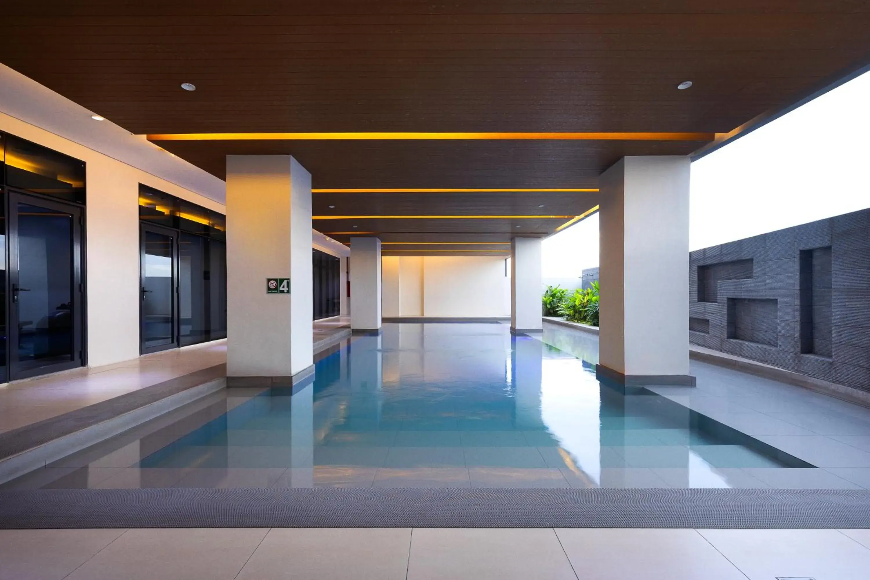 Pool view in Hotel101 - Fort Pool view in Hotel101 - Fort