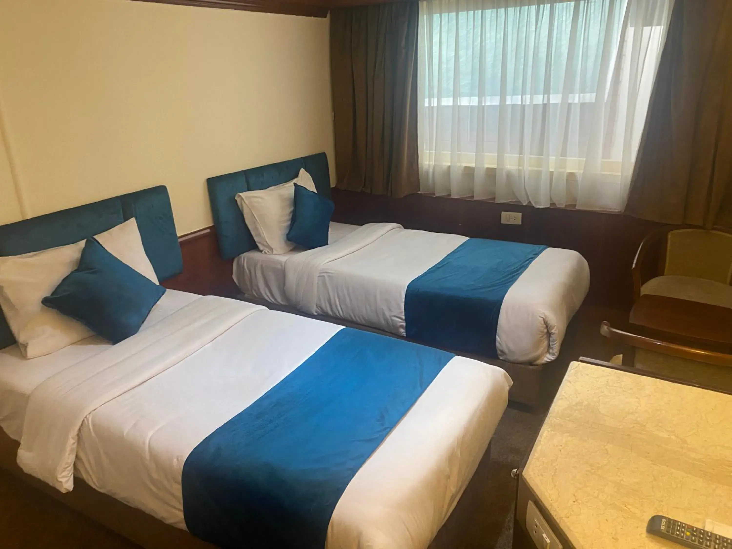 Deluxe Twin Room in Prince Omar Boat Deluxe Twin Room in Prince Omar Boat