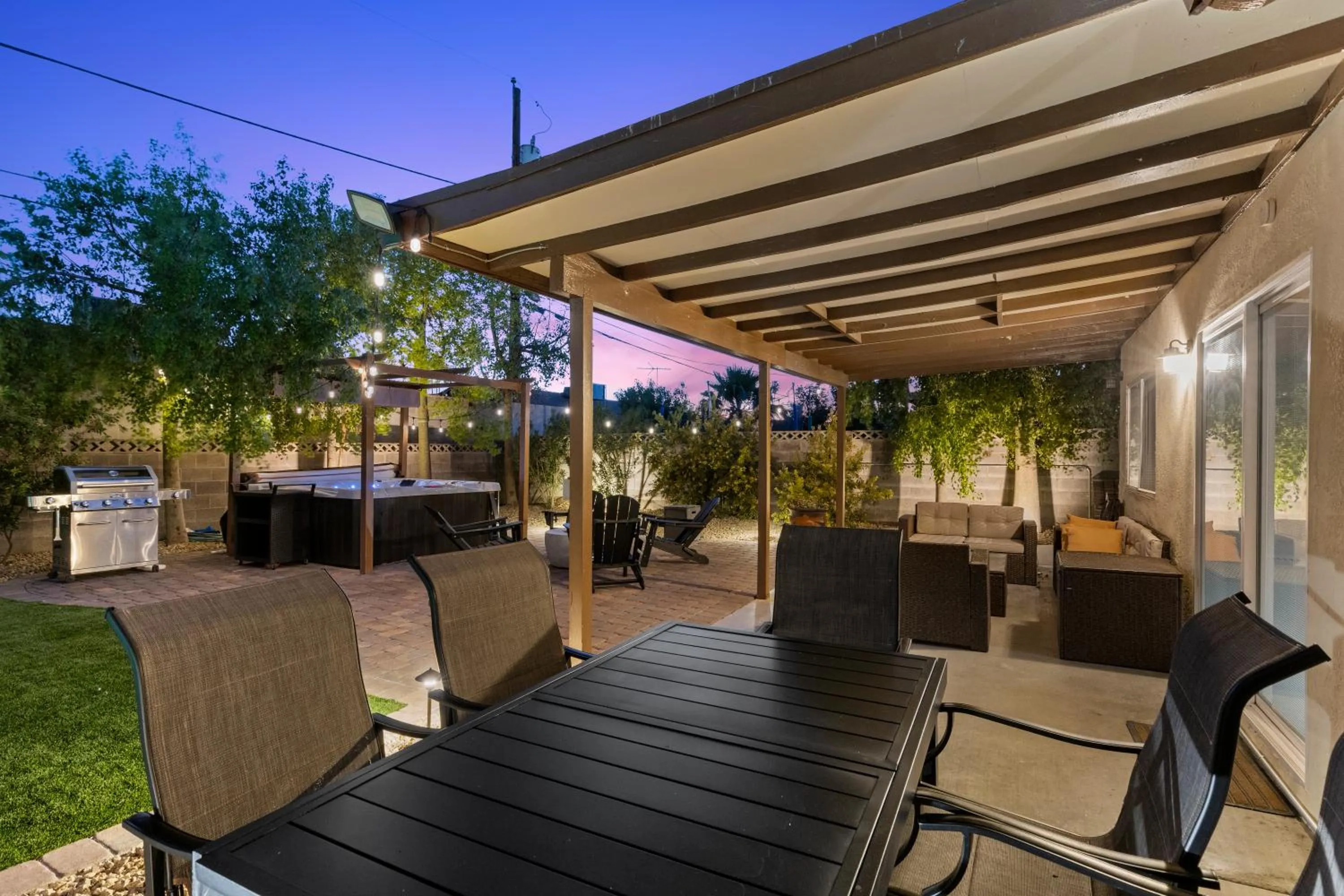 Stylish home with pool and spa