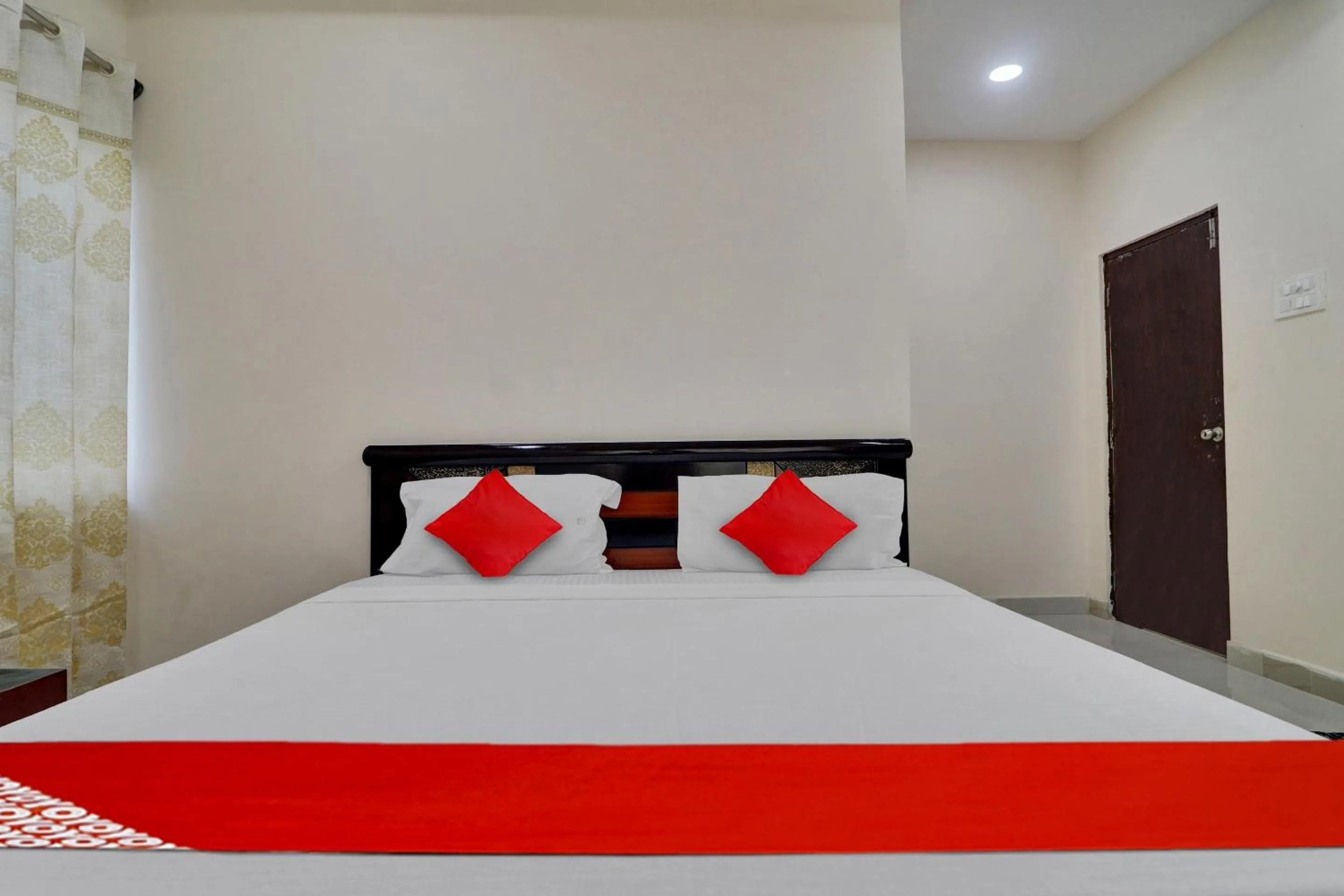 Lobby or reception, Bed in Hotel O Shri Ganesh Residency