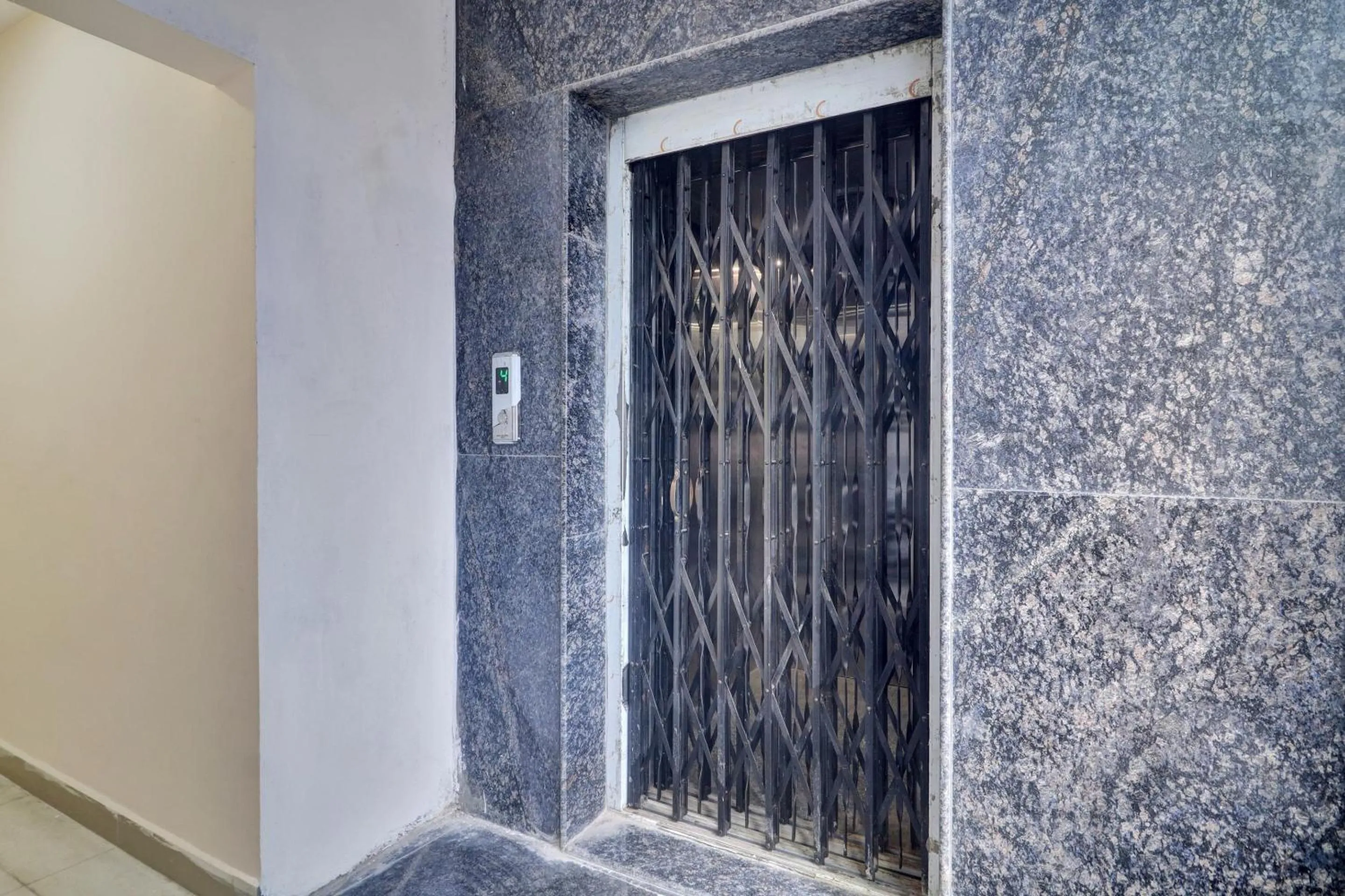 Lobby or reception in Hotel O Shri Ganesh Residency