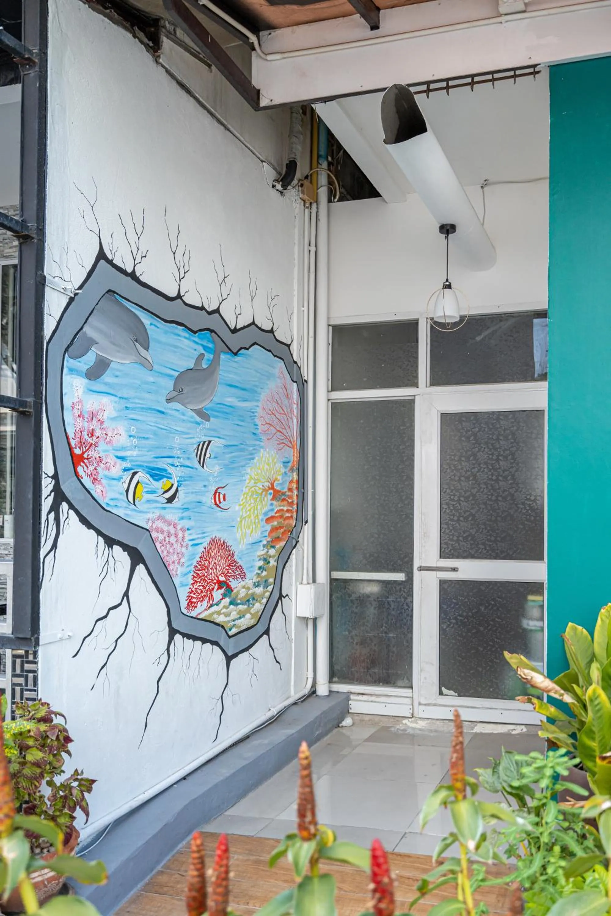 Decorative detail in Santi White House Patong