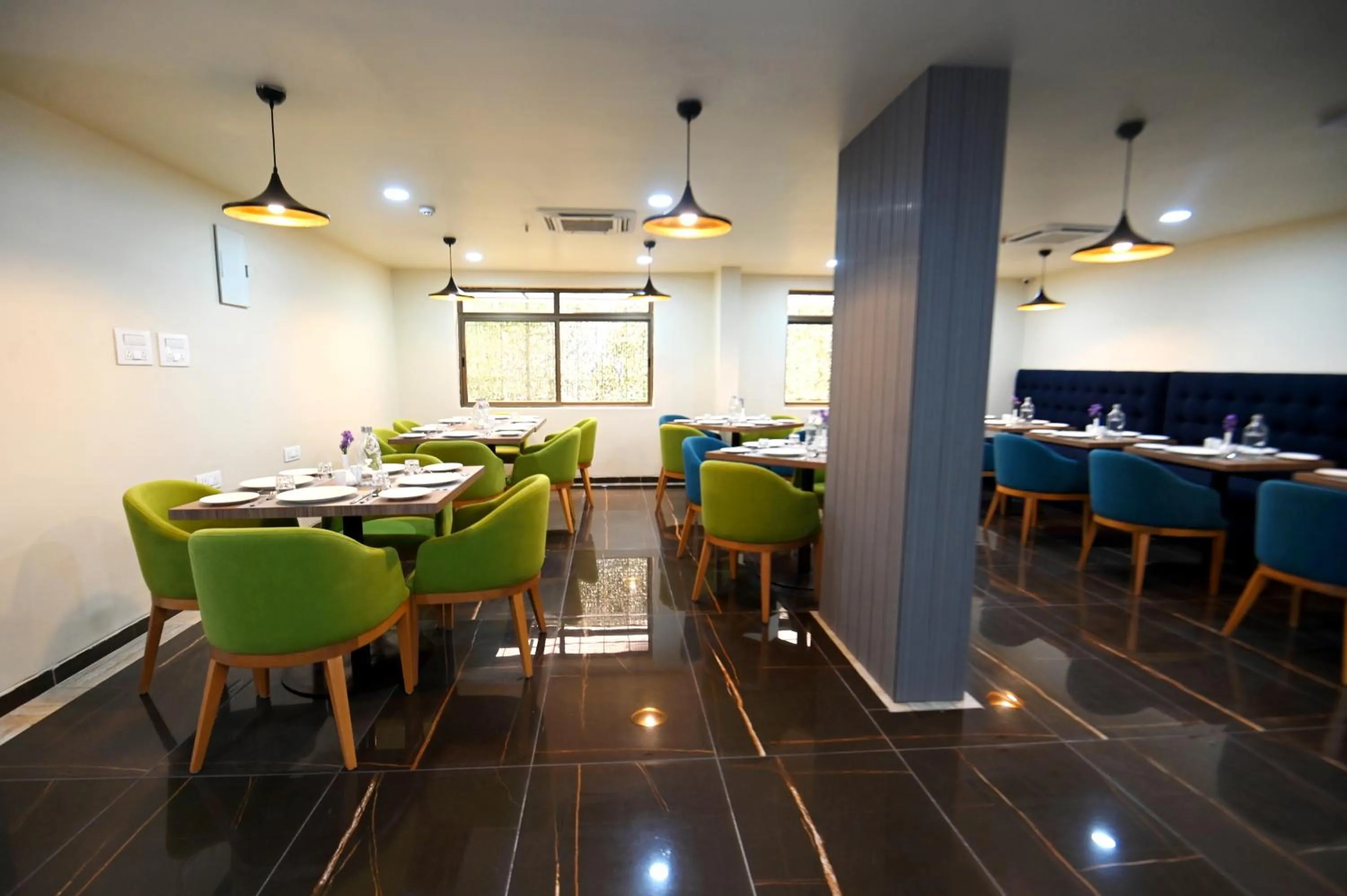 Restaurant/places to eat in Regenta Inn Bannerghatta Bangalore