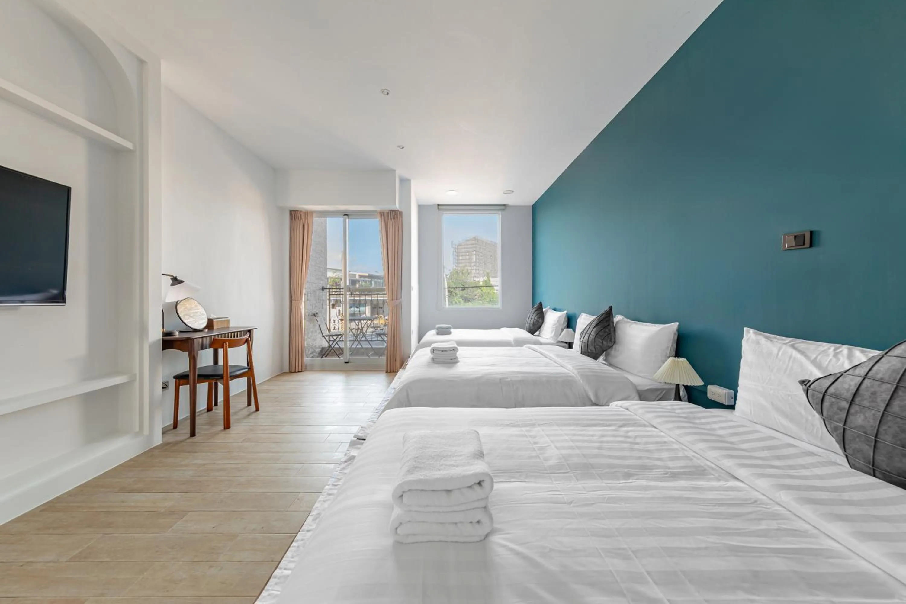 Bed in Sunset Mu Style Inn