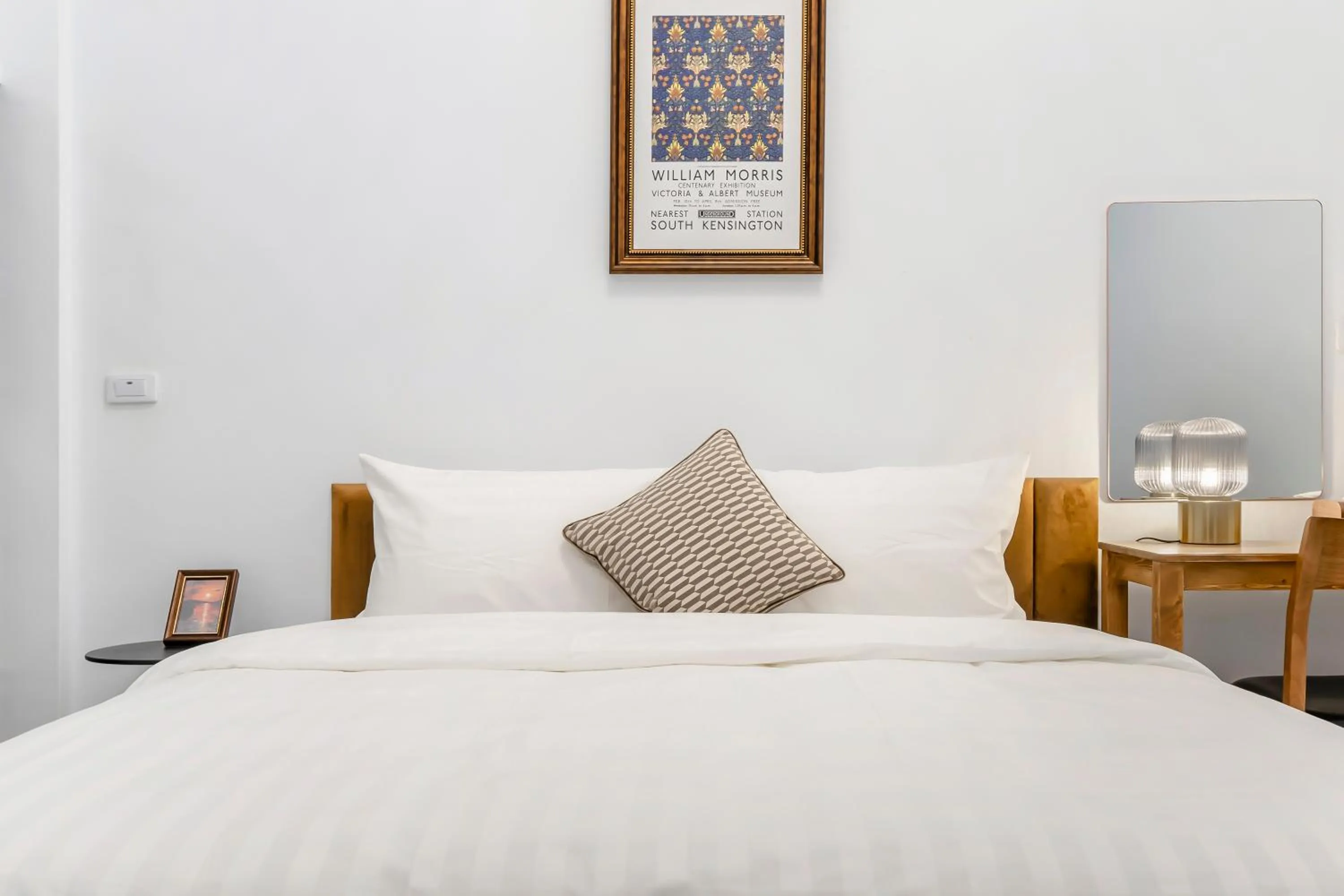 Photo of the whole room, Bed in Sunset Mu Style Inn