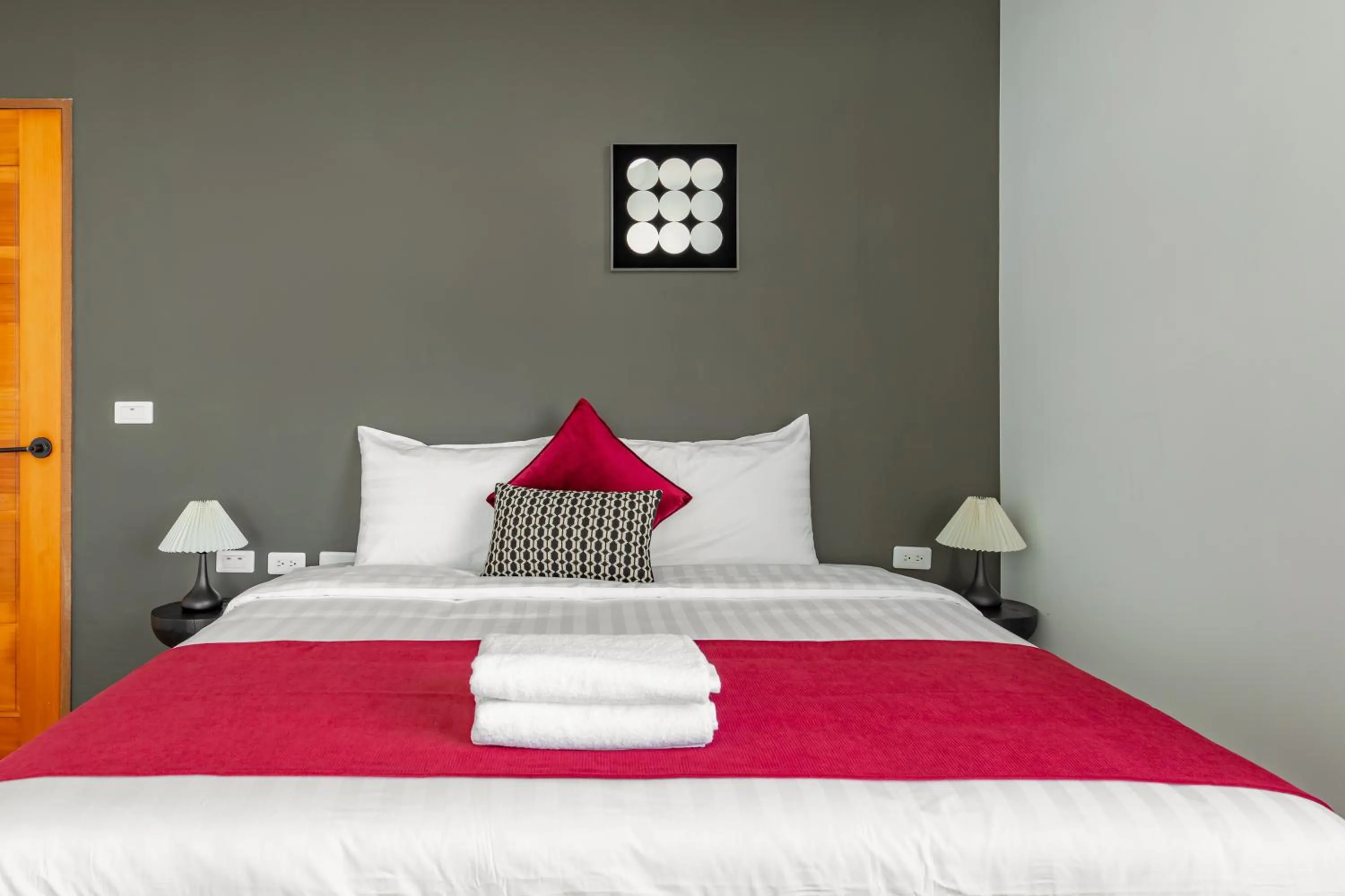 Bed in Sunset Mu Style Inn