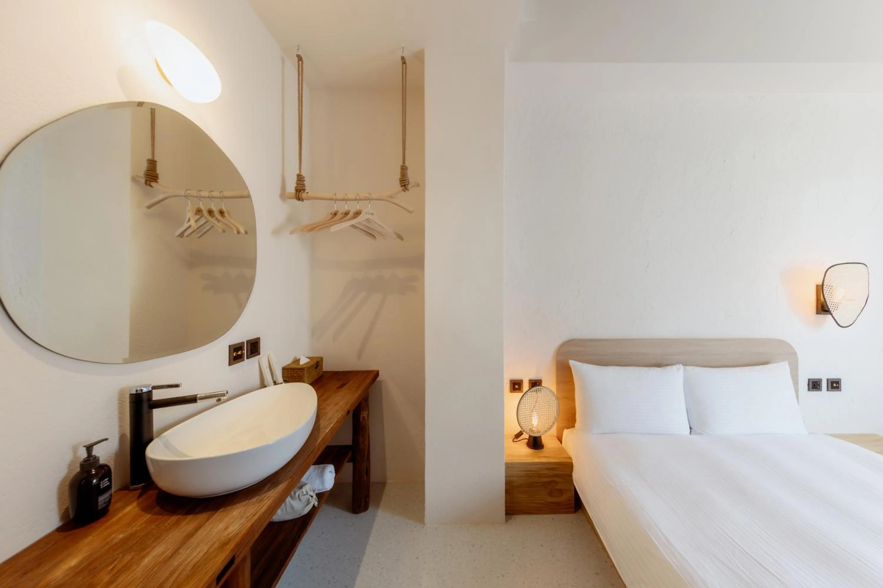 Bed in Just Inn Kaohsiung