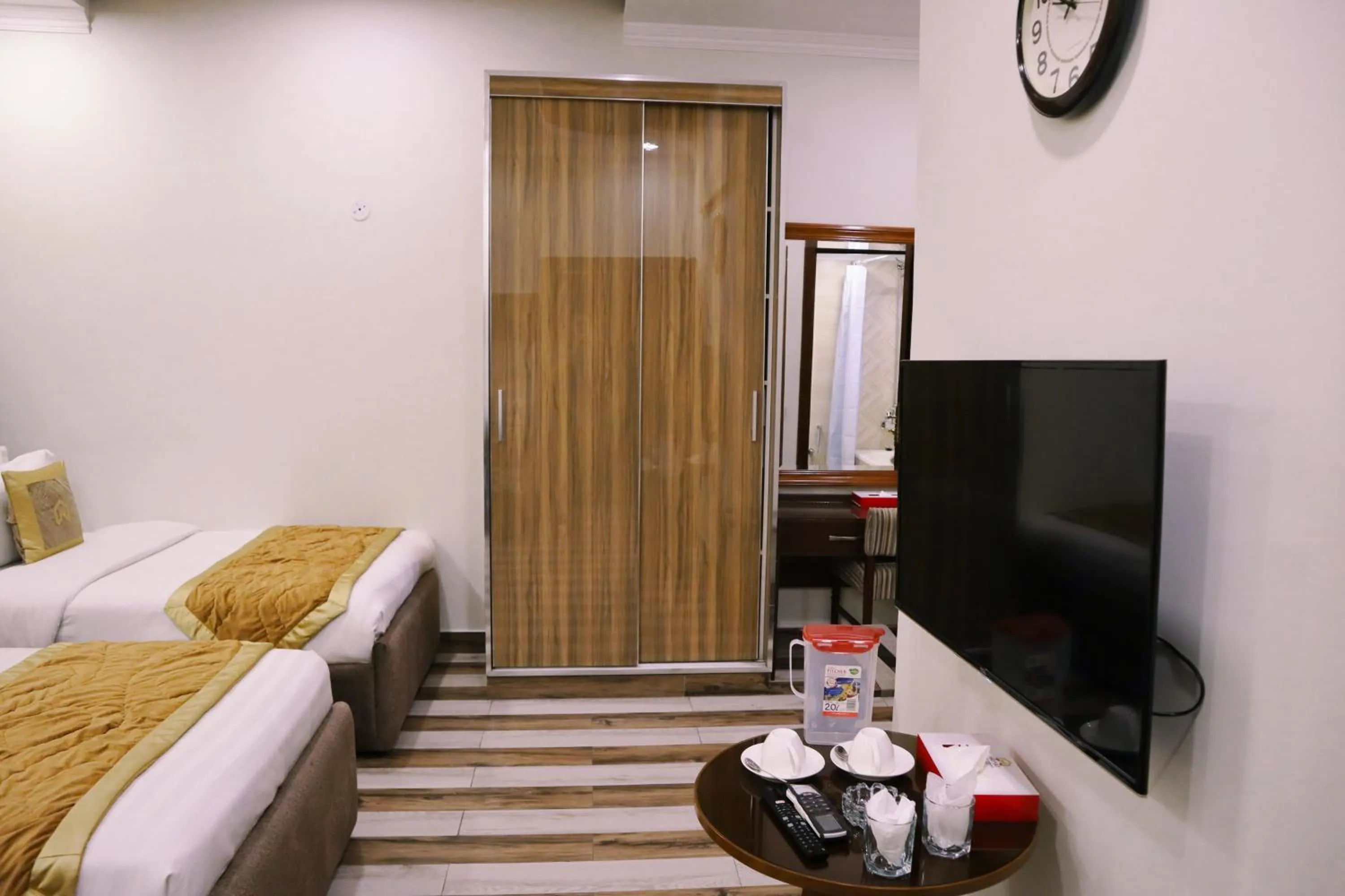 Bed in Hayyat Luxury Hotel Suites