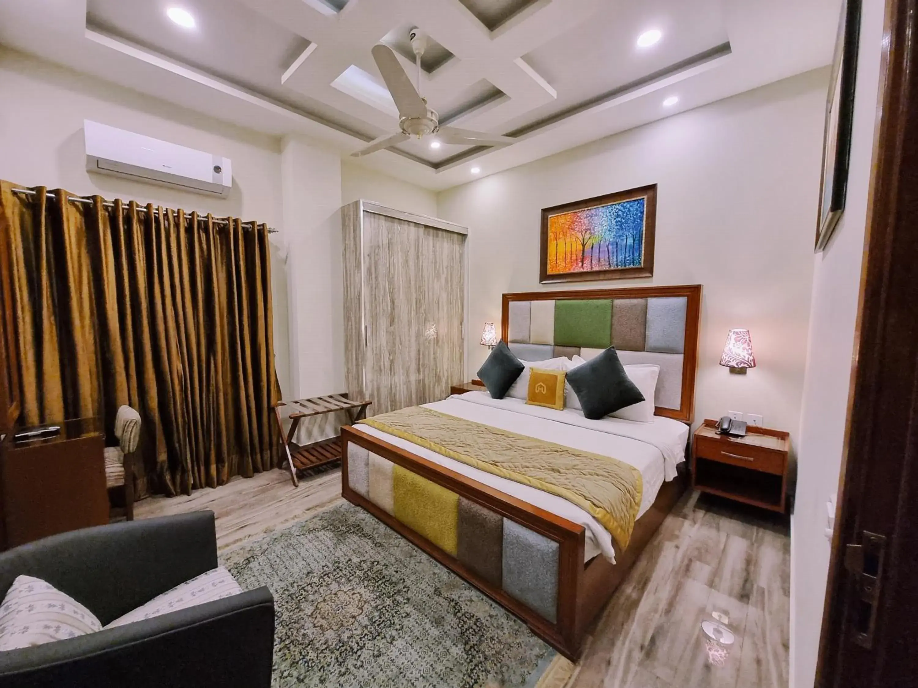 One-Bedroom Apartment in Hayyat Luxury Hotel Suites One-Bedroom Apartment in Hayyat Luxury Hotel Suites