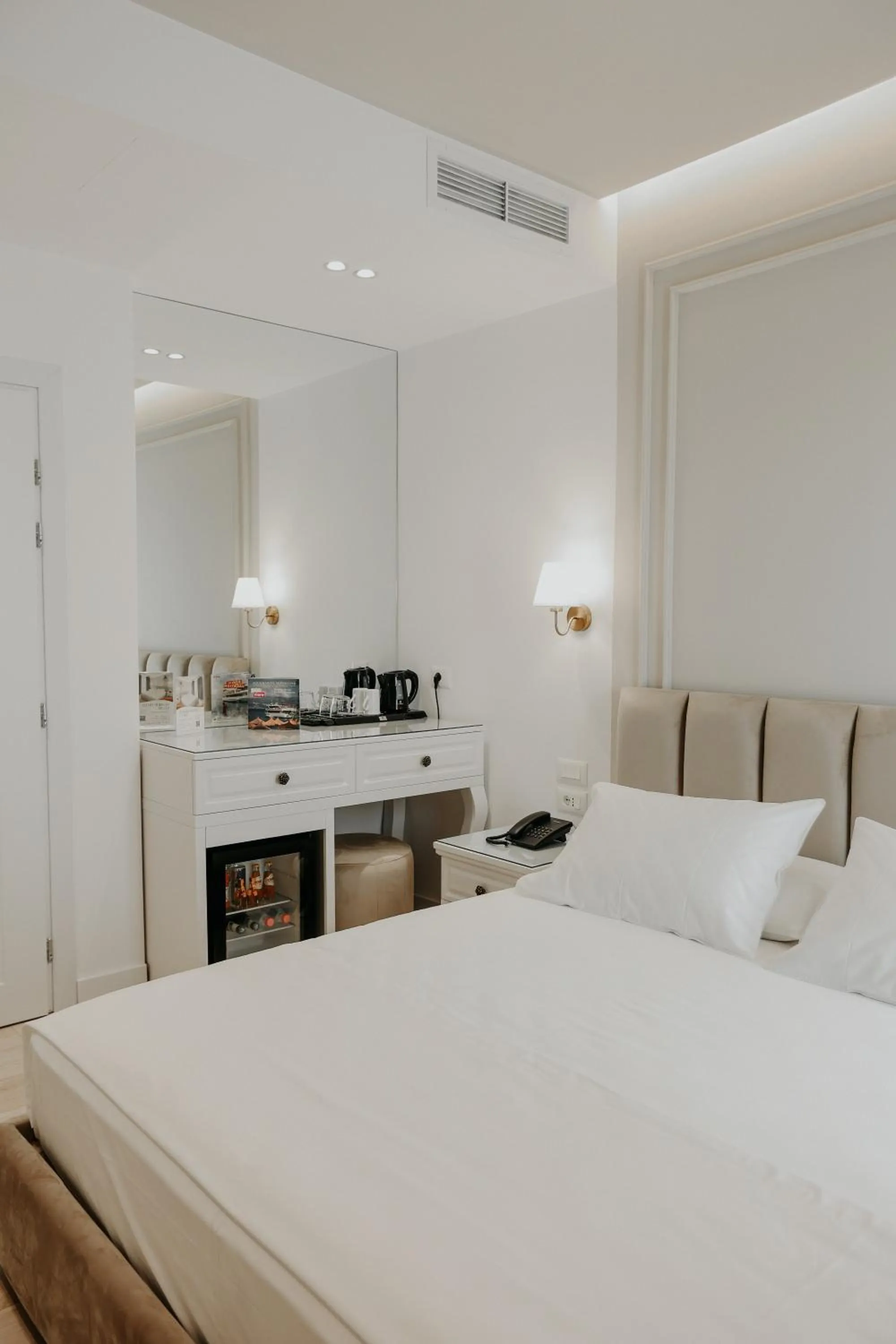 Coffee/tea facilities, Bed in Seaside Hotel