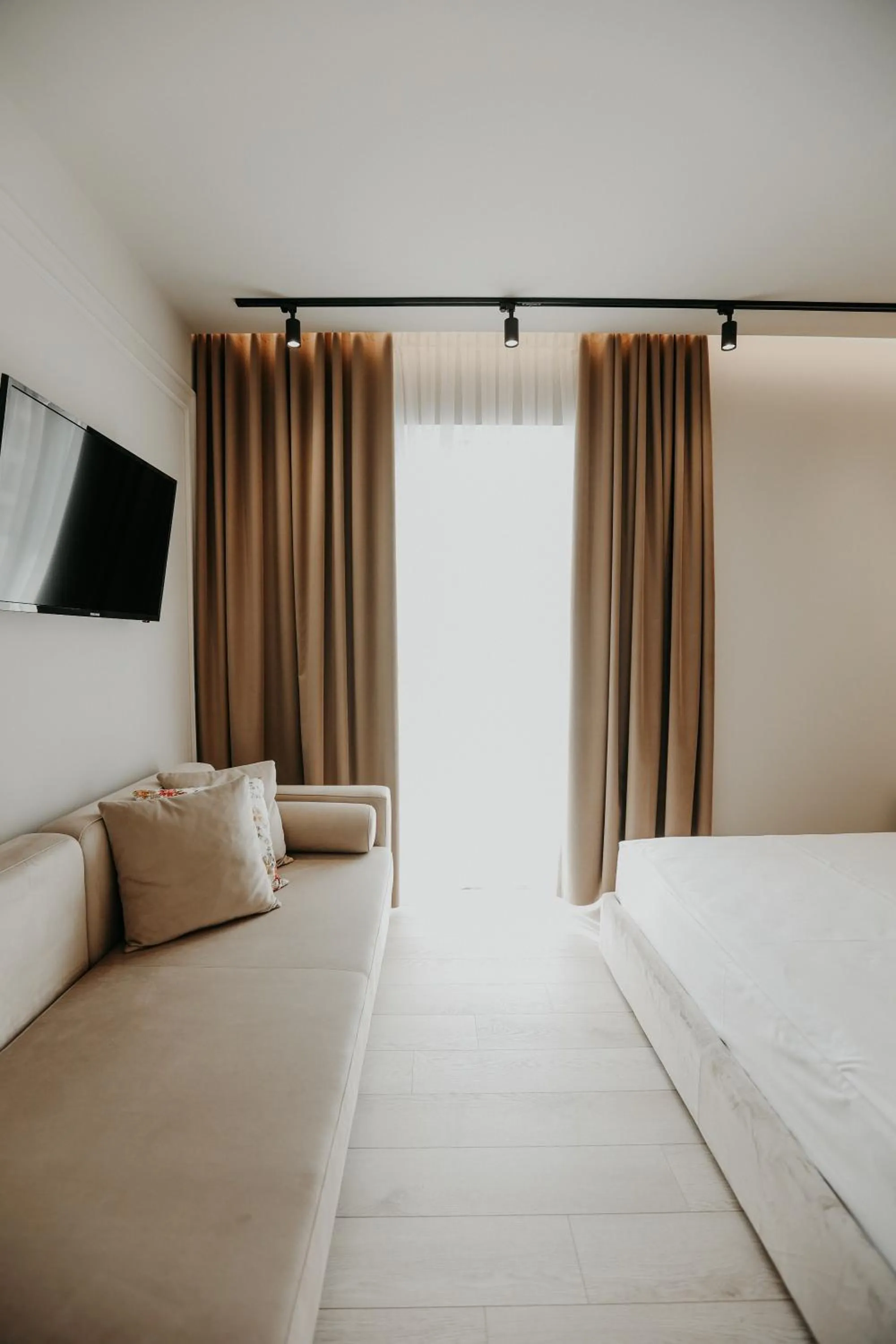 TV and multimedia, Bed in Seaside Hotel